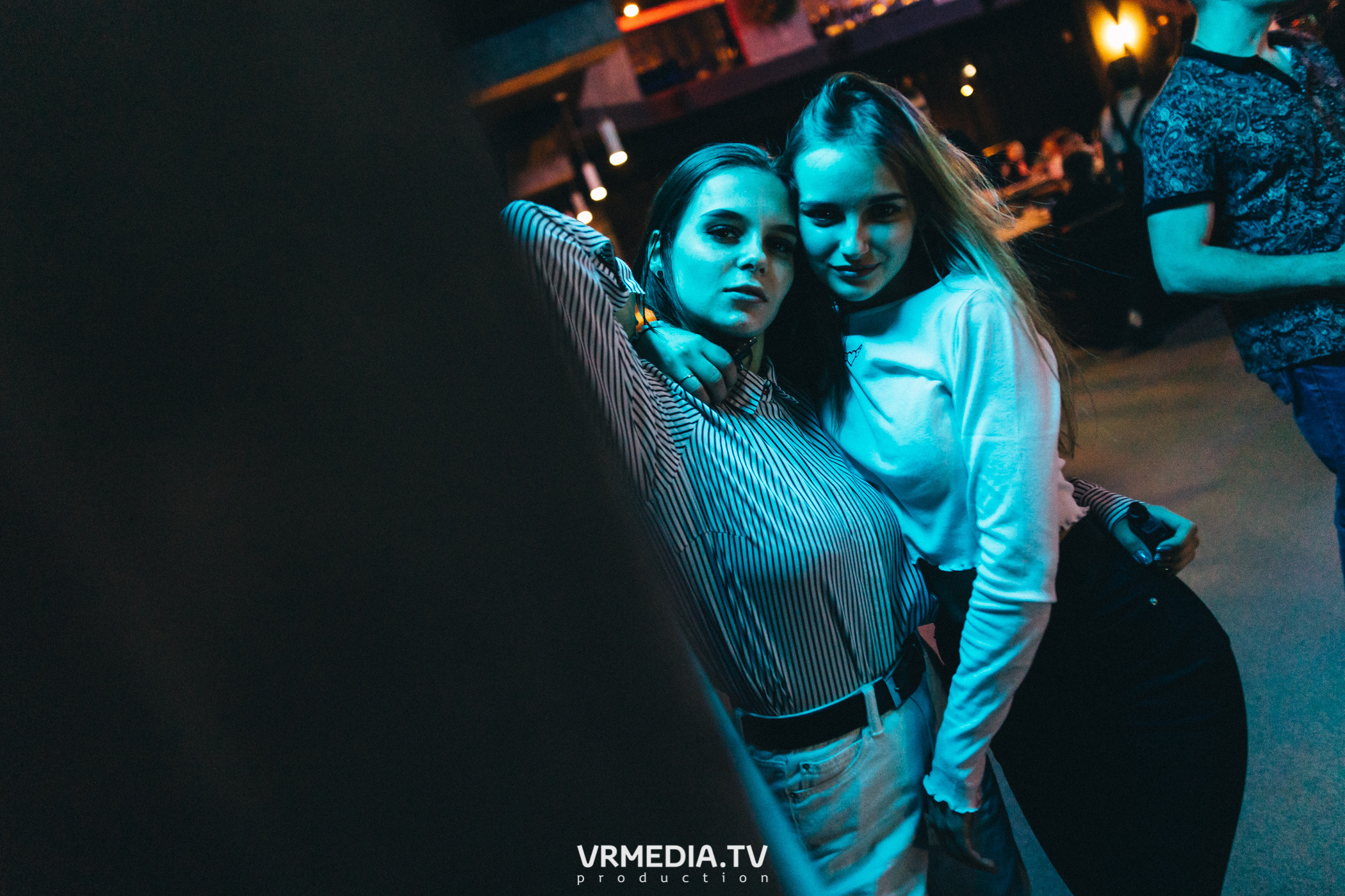 Выходные в баре «DOSKI»