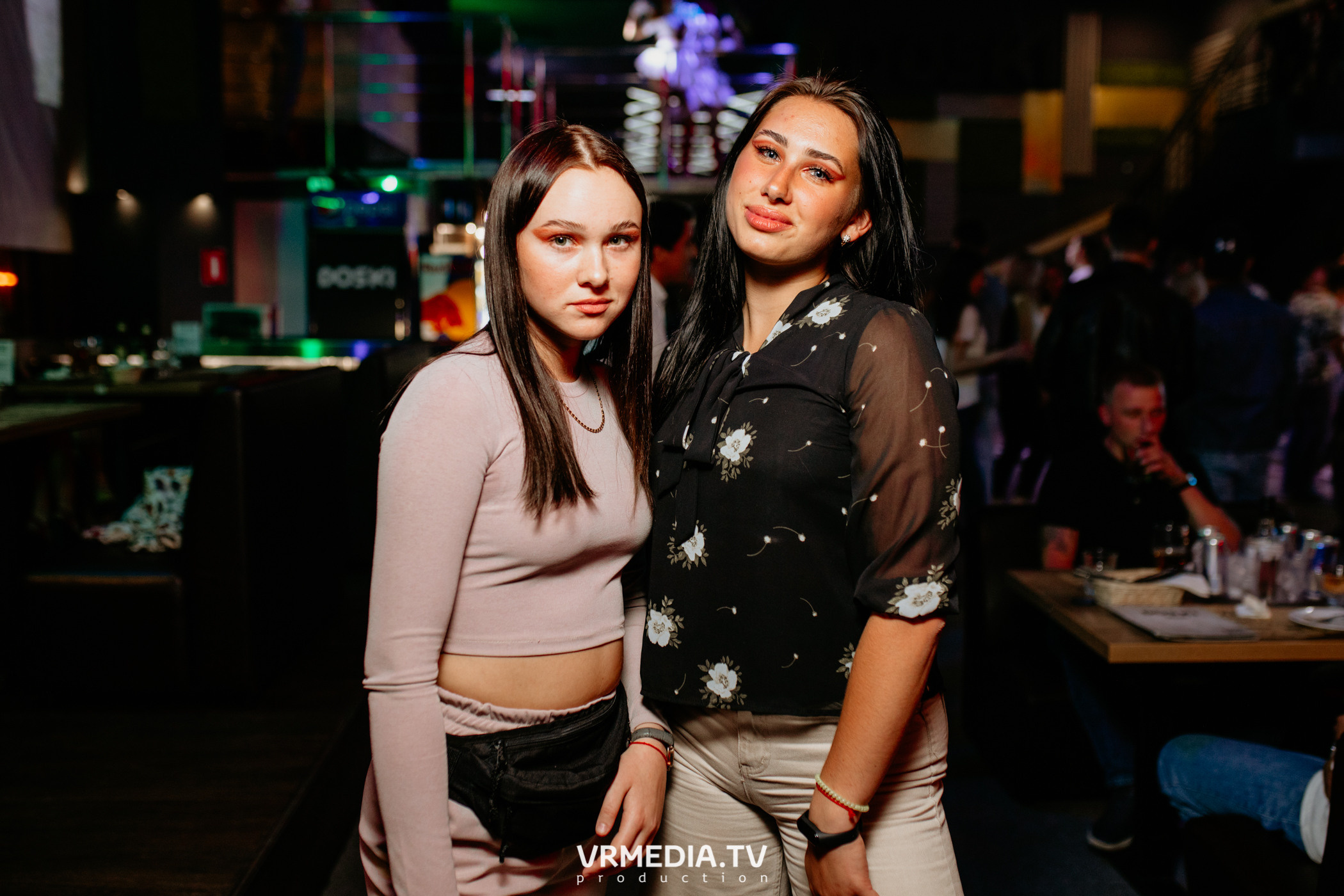 Выходные в баре «DOSKI»