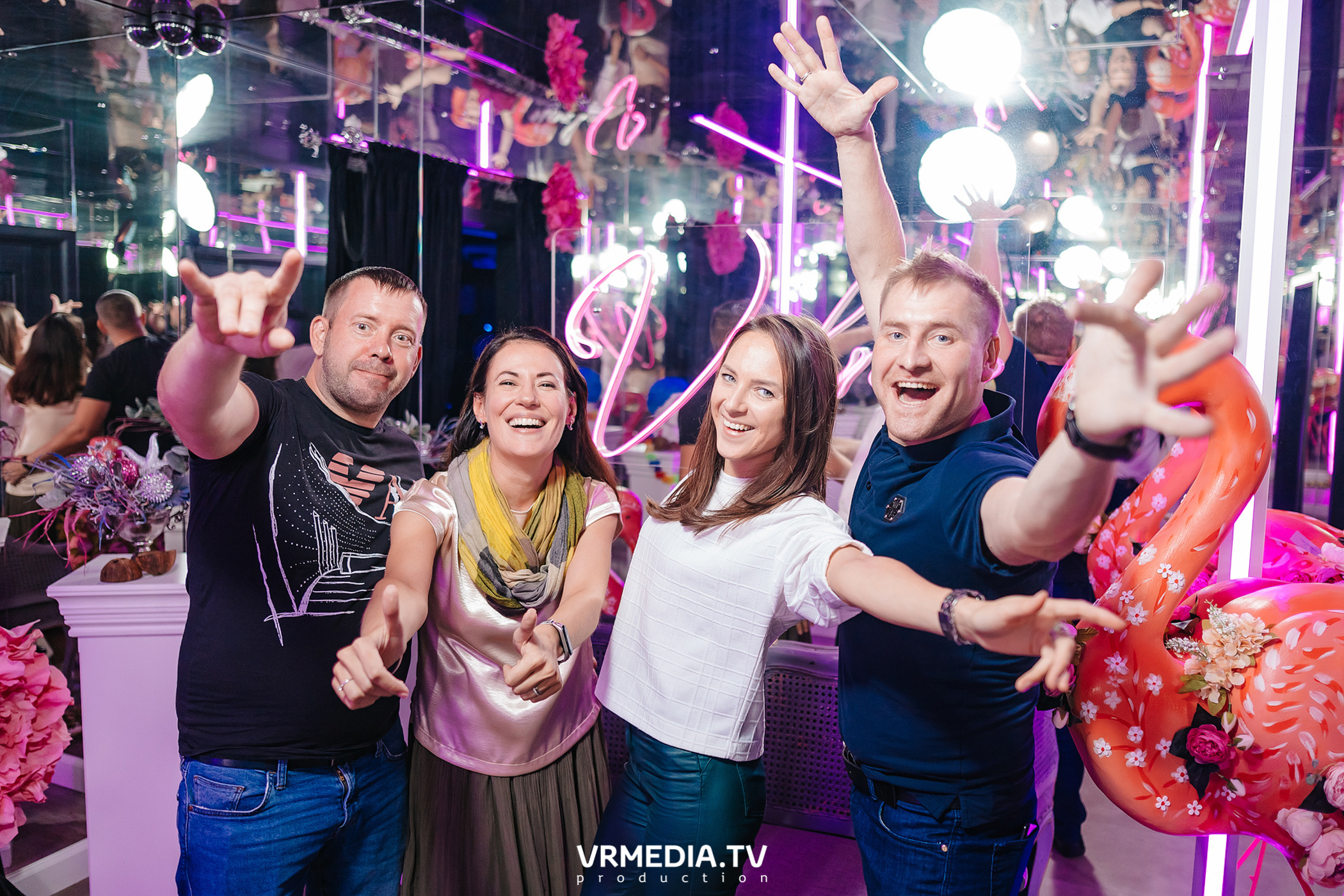 Tropical party в караоке «Volna»