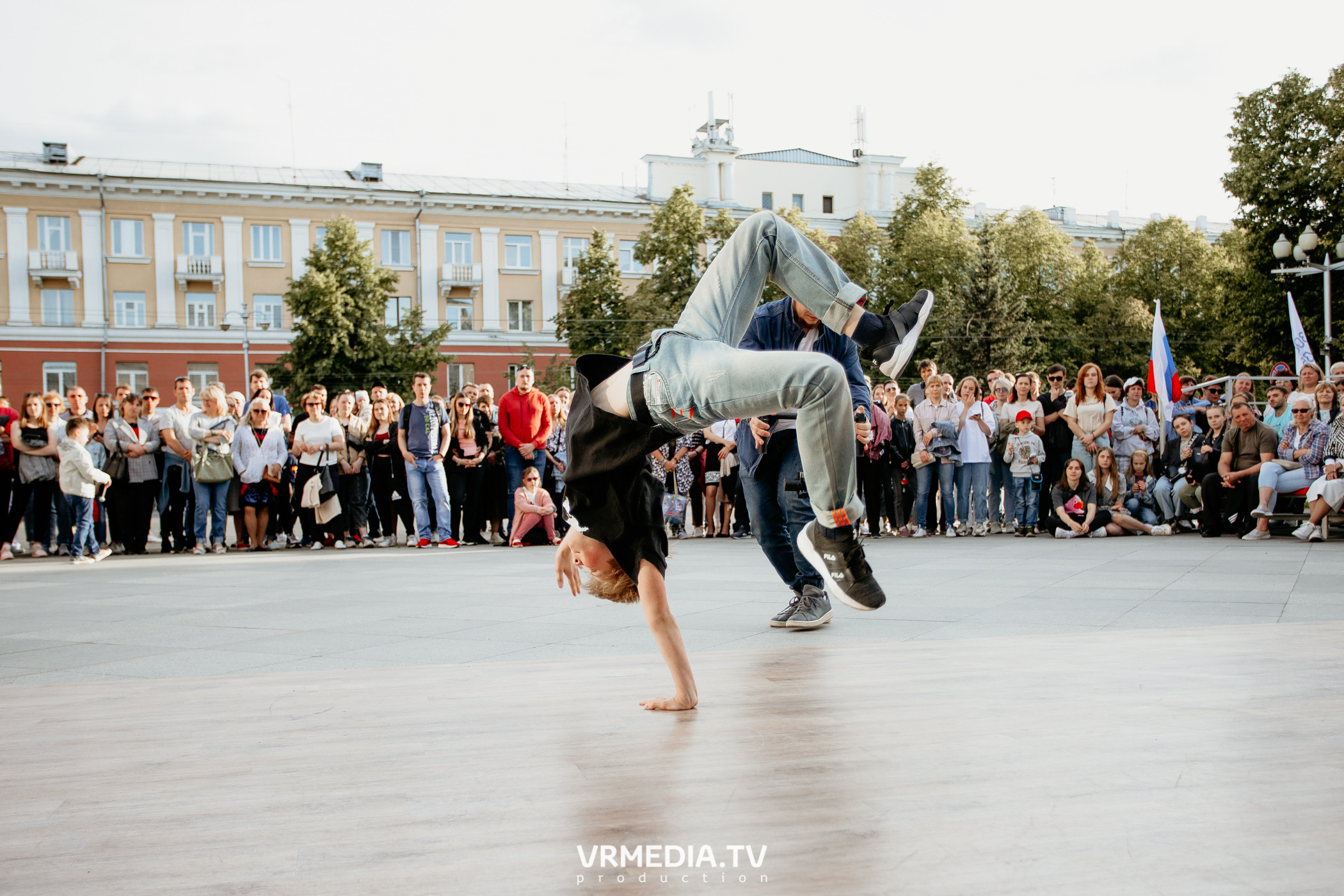 День города. День России