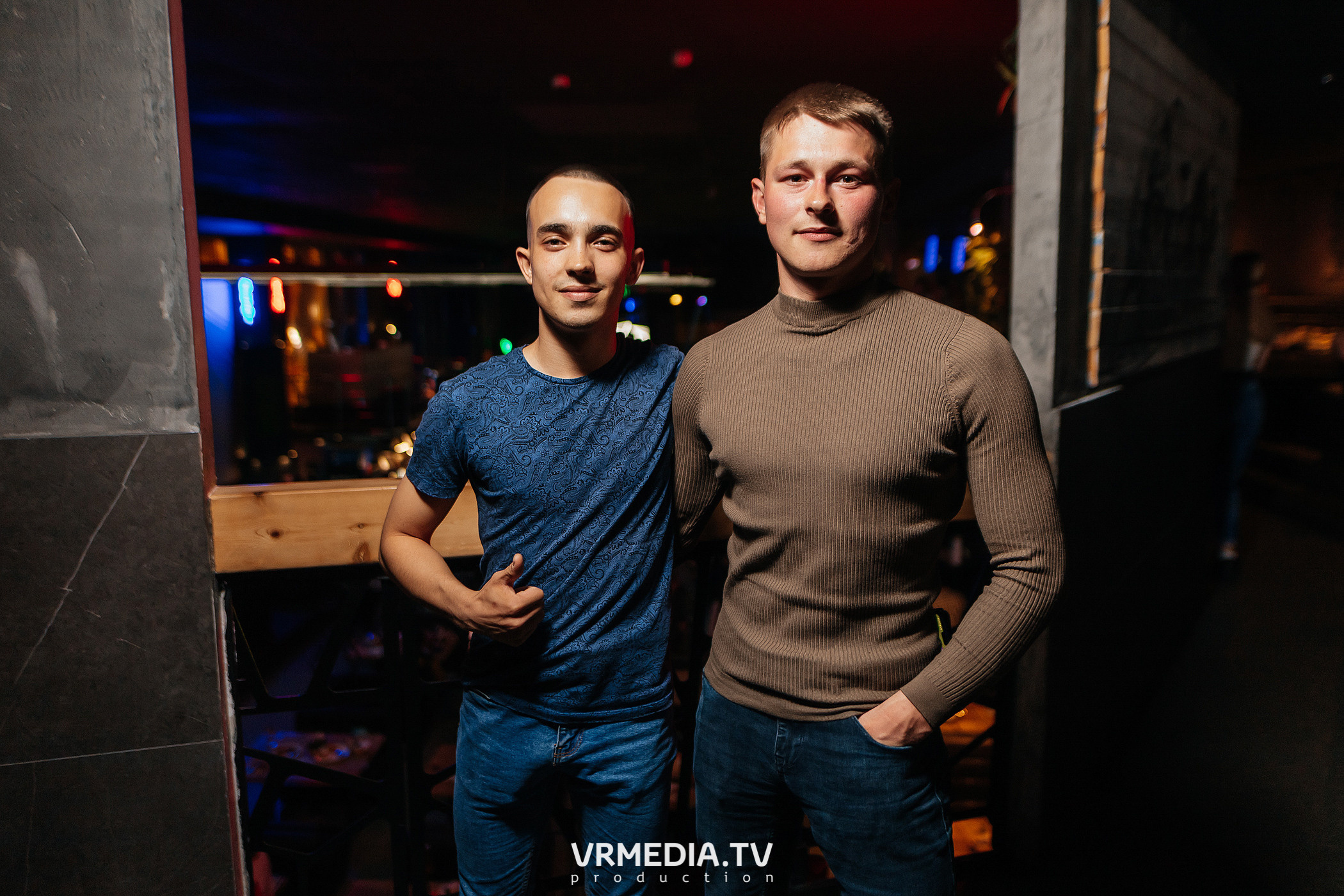 Выходные в баре «DOSKI»