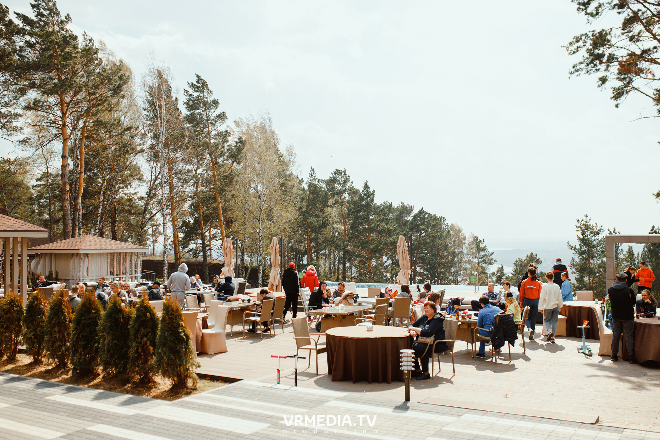 «День Победы» в эко-отеле «Лукоморье»