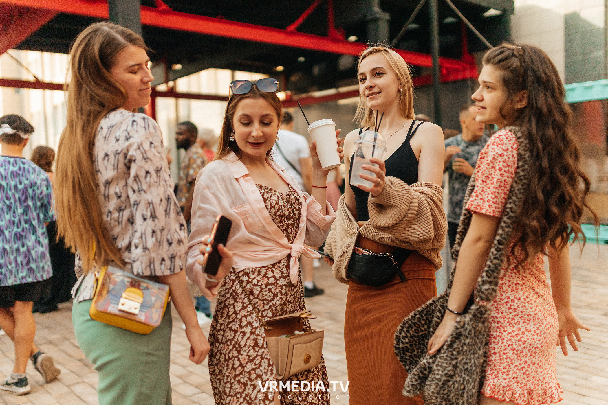 Открытие летнего сезона на арт-пространстве «Редакция»