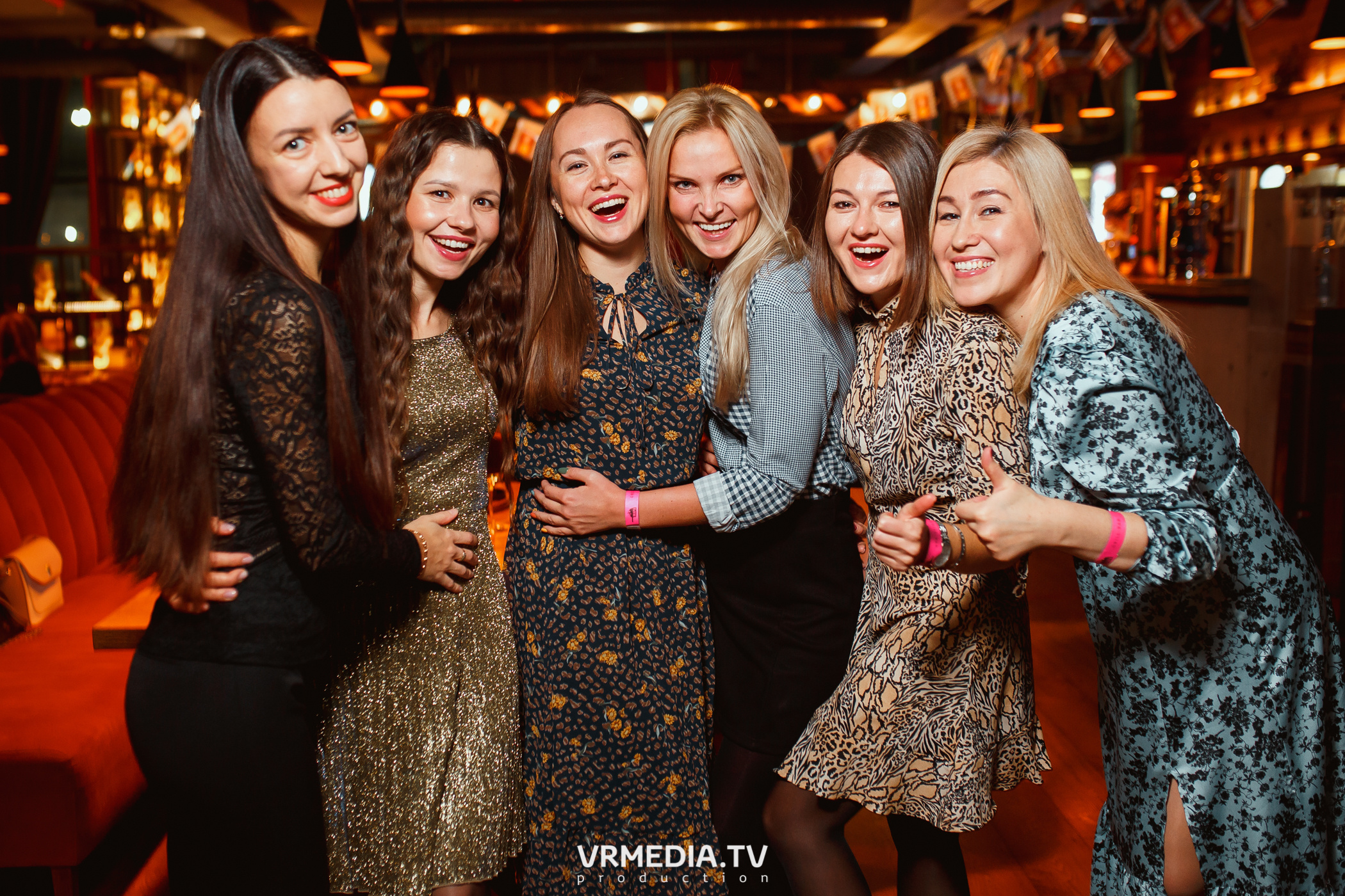 Группа «Алые Паруса» в гриль-баре «Жара»