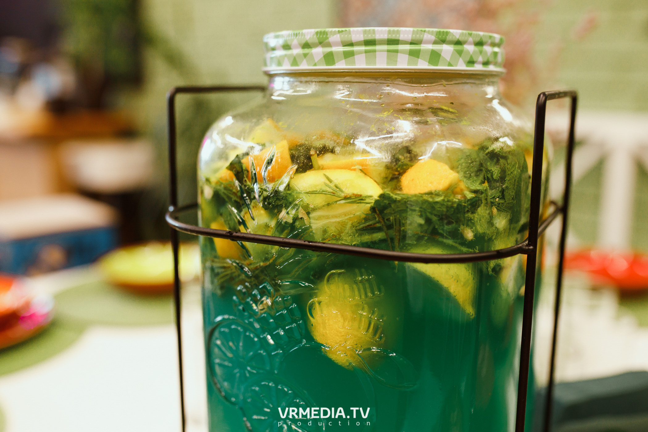 Выпускной 9 класс детского дома #105 в студии «Артишок»