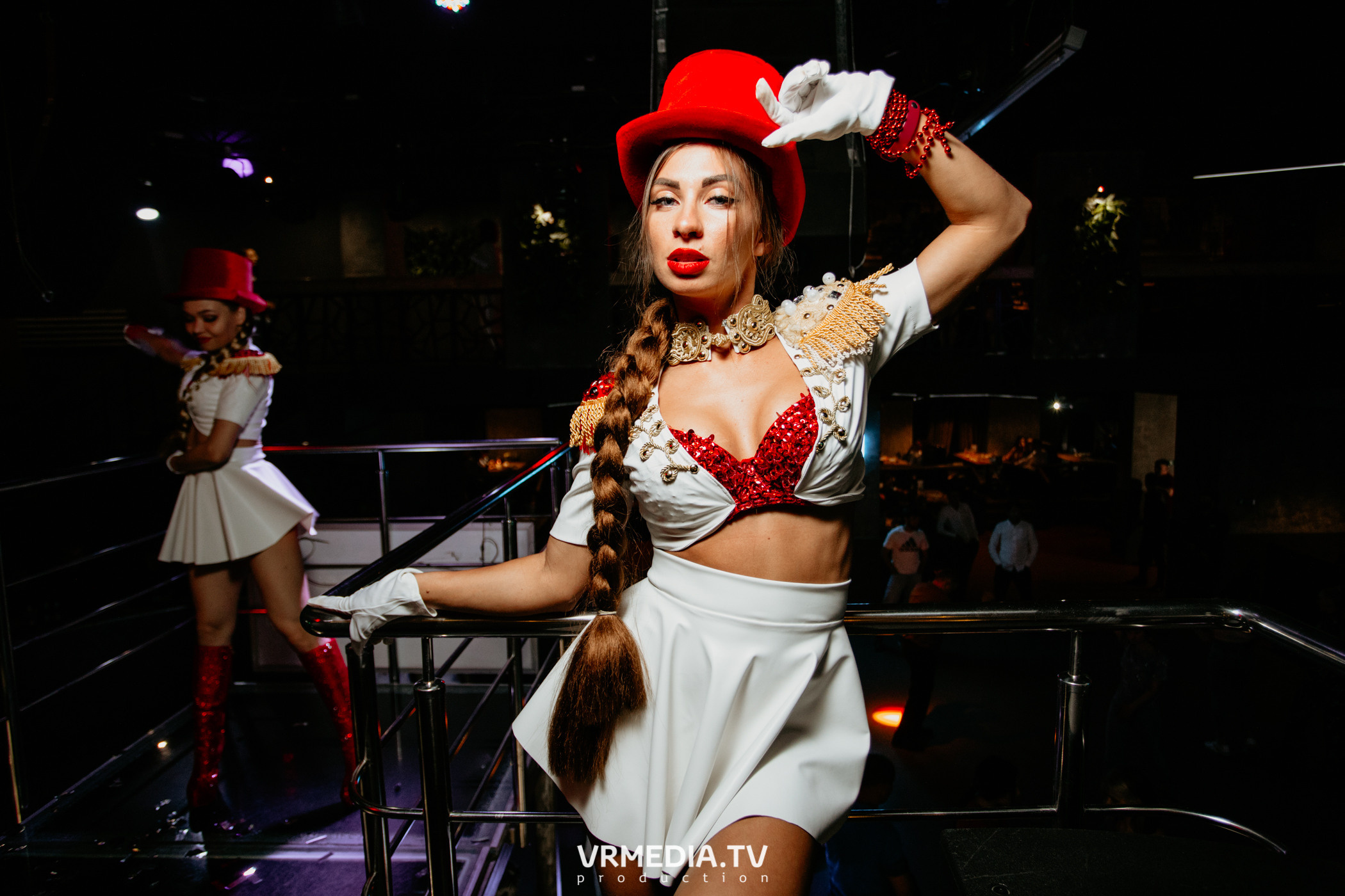 Выходные в баре «DOSKI»