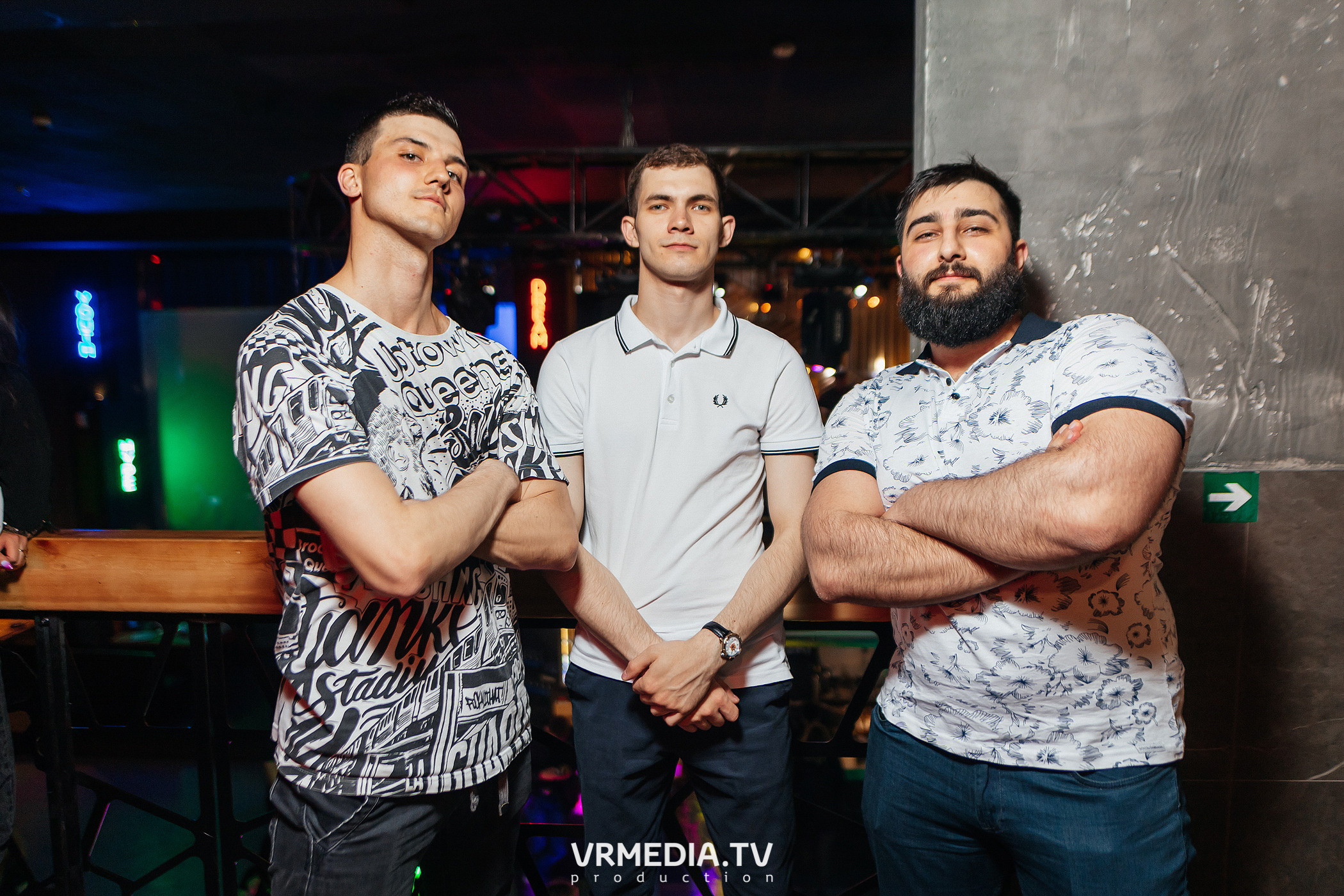 Выходные в баре «DOSKI»