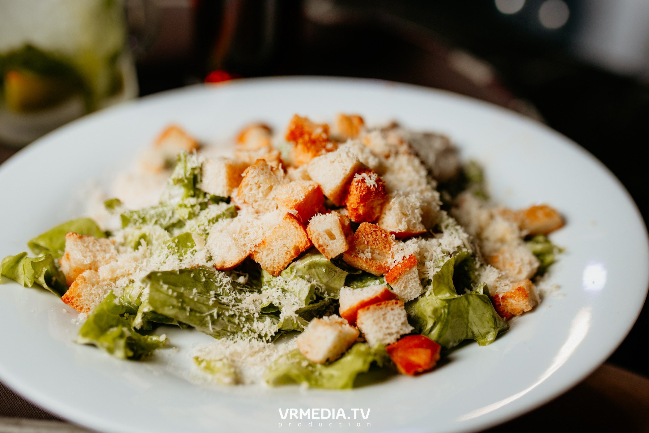 Выходные в баре «DOSKI»