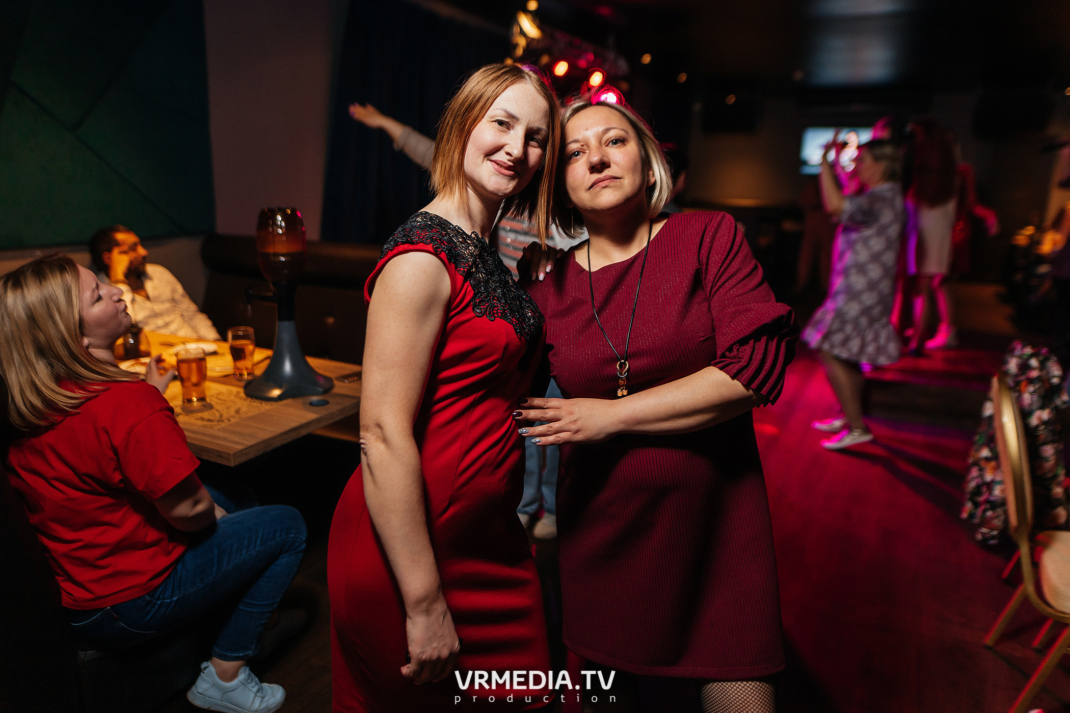 Выходные в баре «DOSKI»