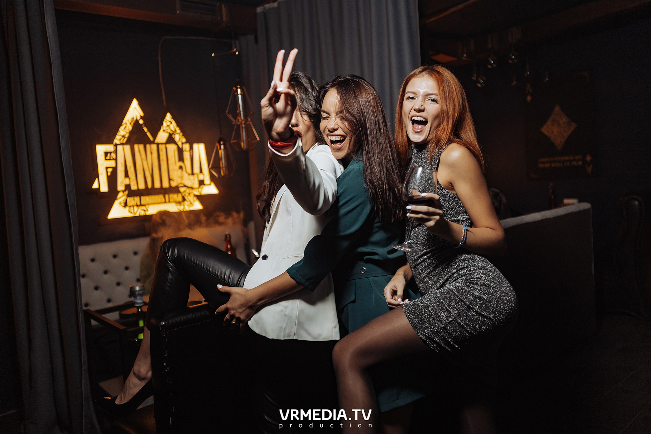 Вечер в Lounge Voice Hall Familia