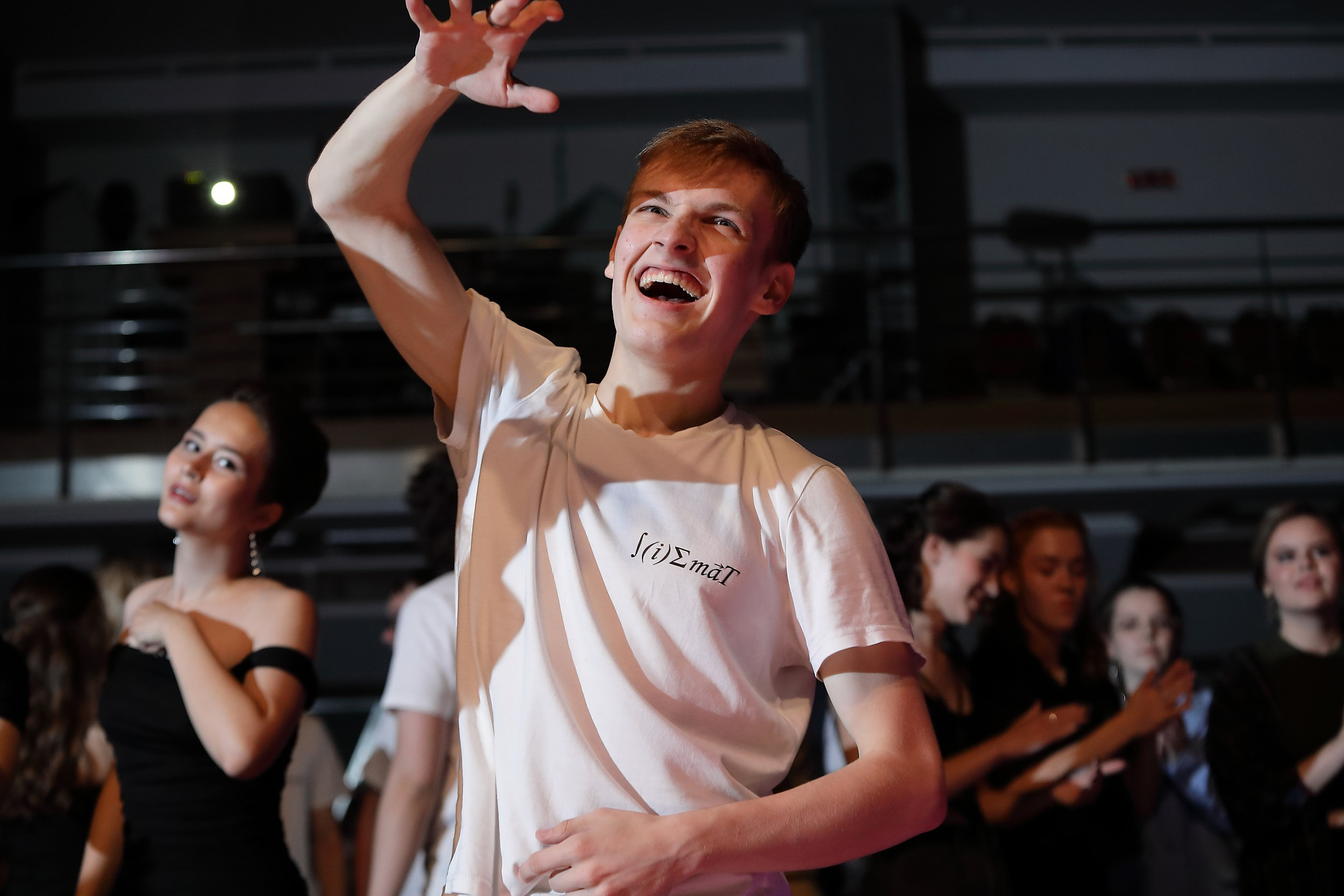 дискотека после выпускного вечера гимназия 9 екатеринбург дк урал