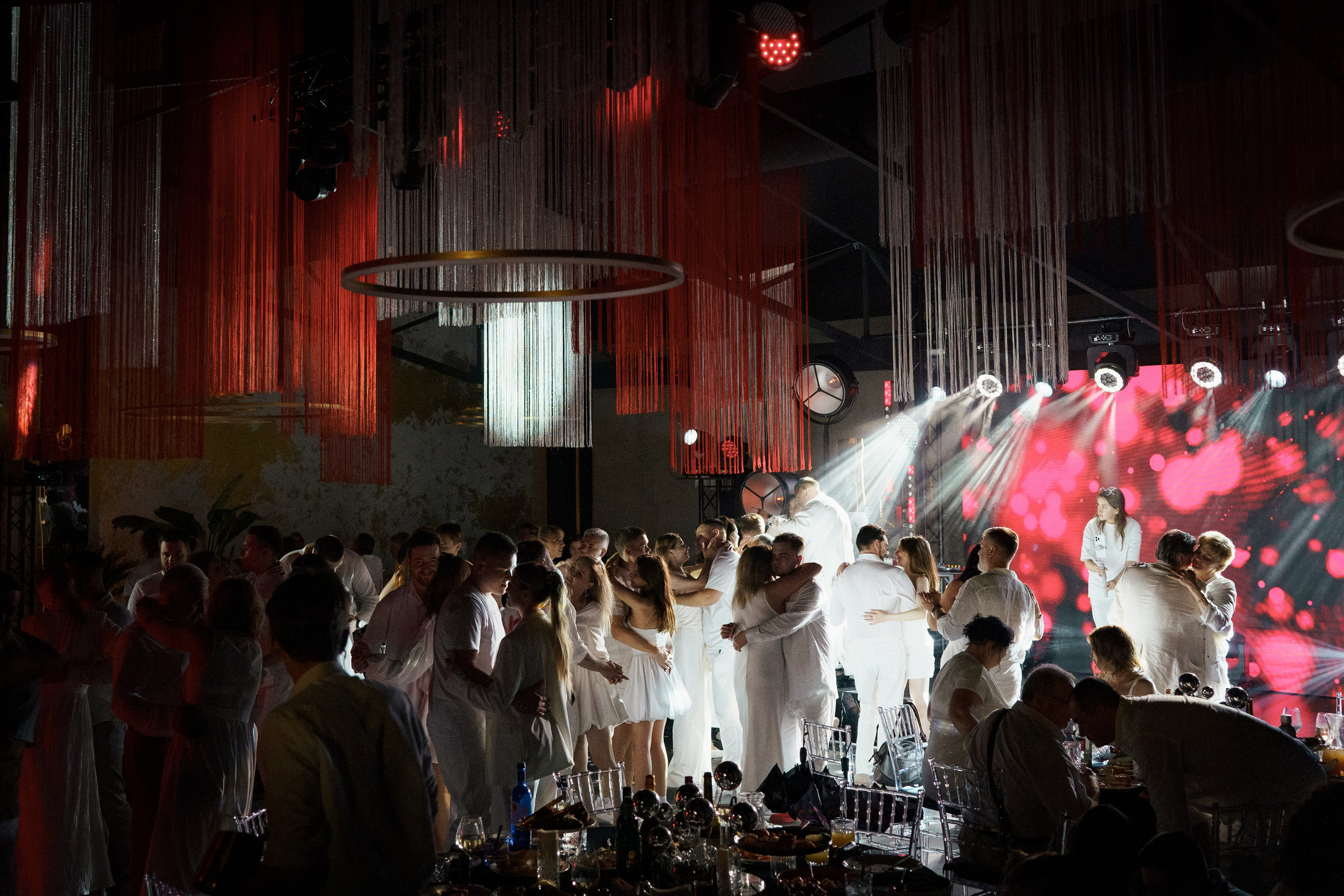 «Nothing stronger than family» Кирилл и Анастасия. Свадебный фотограф и видеограф