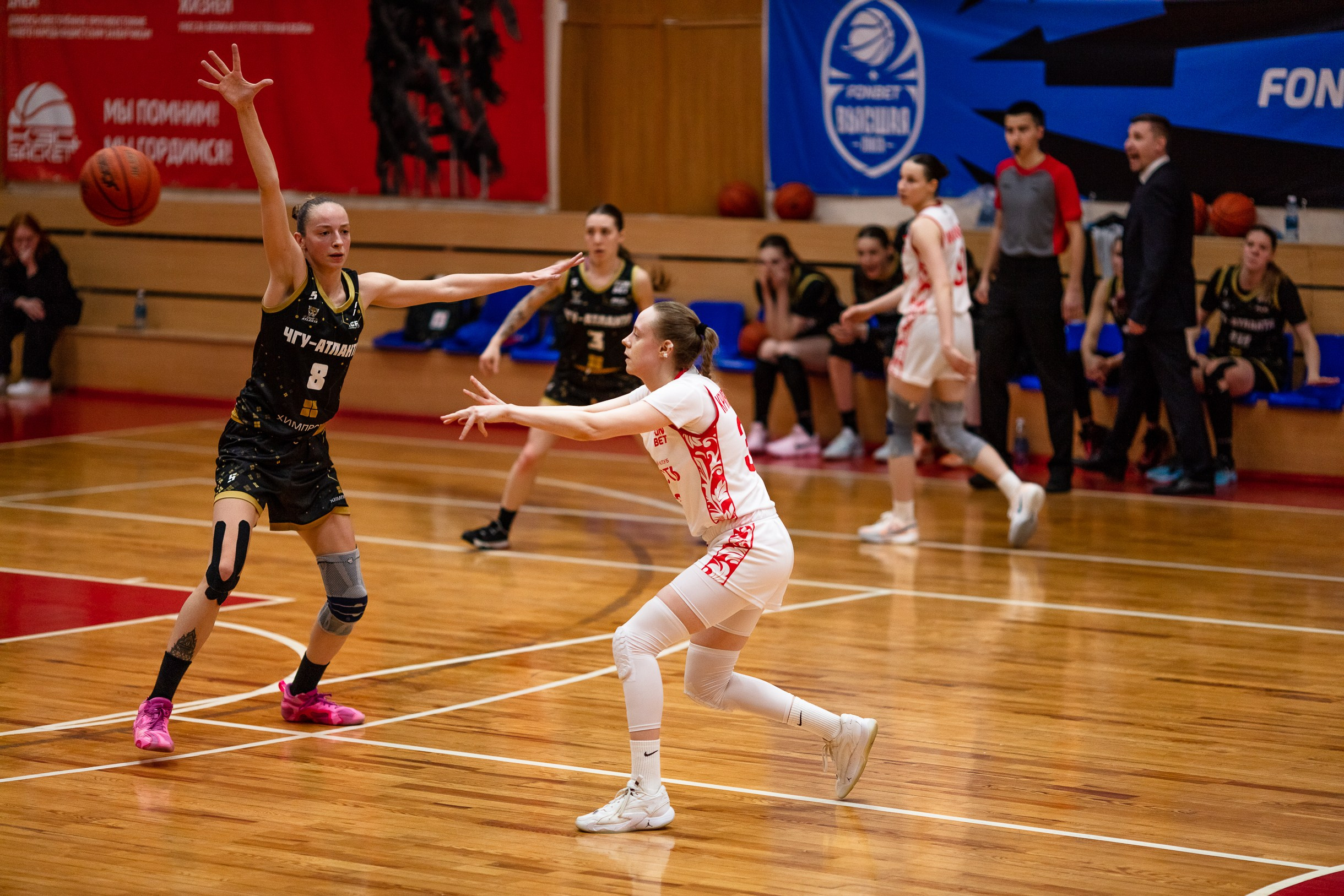 БК Юность — ЧГУ-Атланта / 3 игра. Фотография