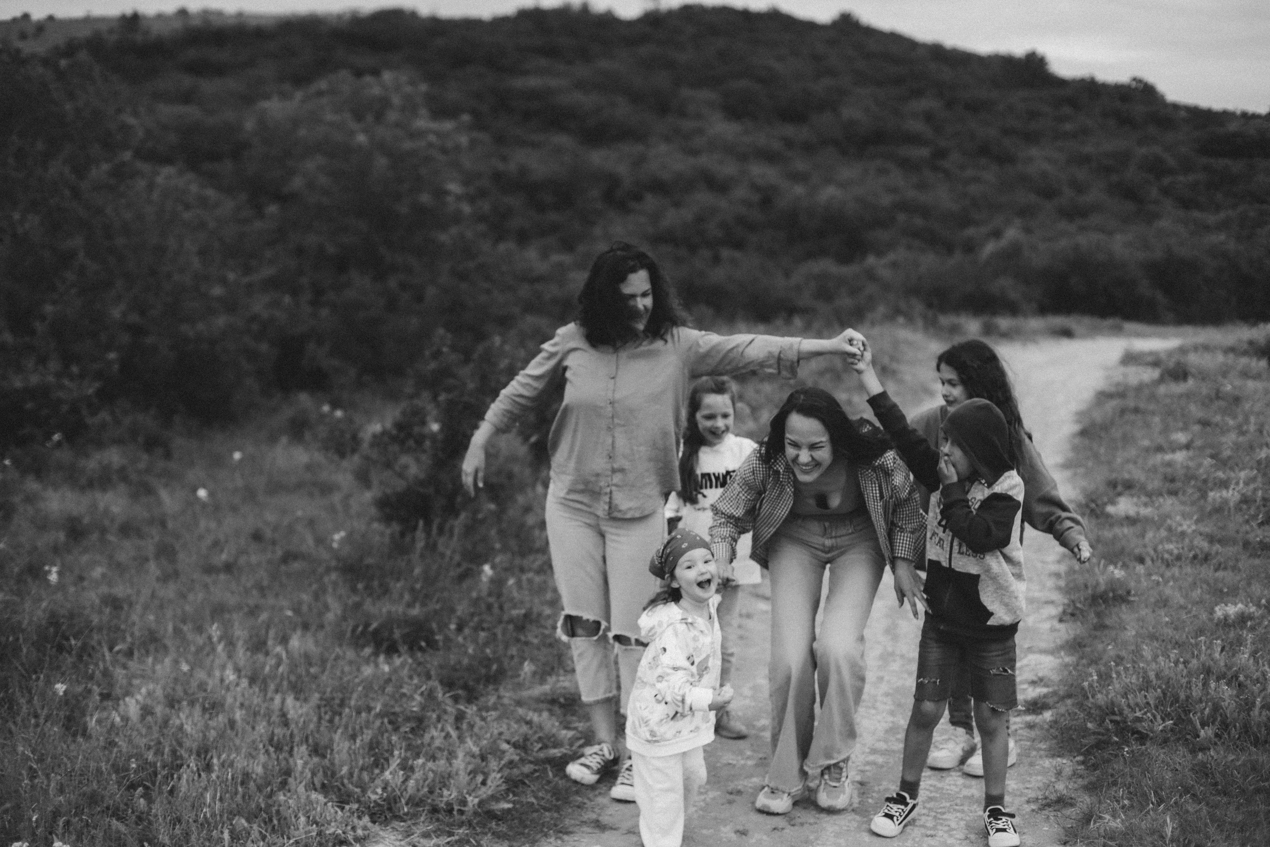 Лена, Ира, Лейла, Ника, Адам и Ария. Семейный фотограф Анапа