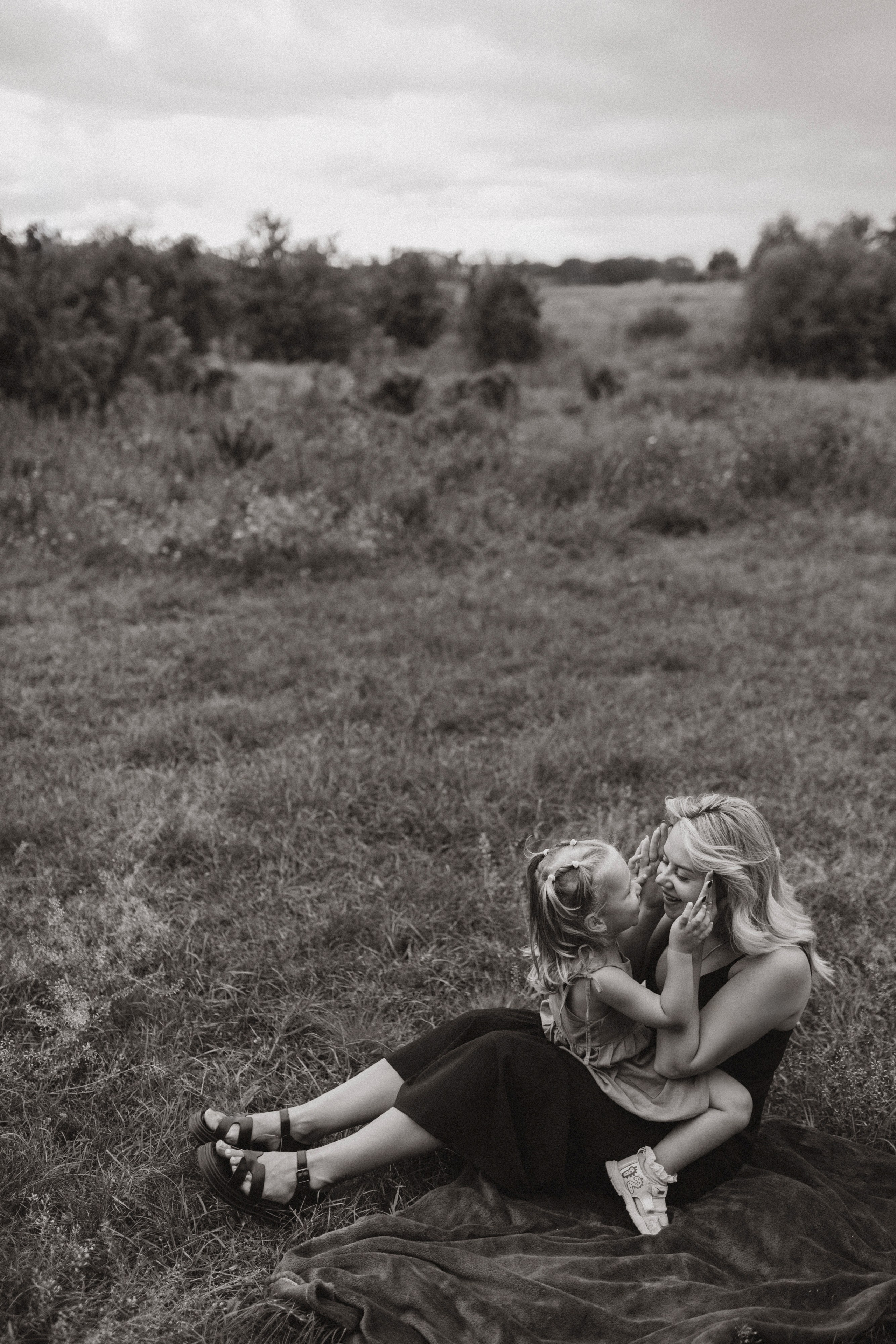 Летняя история Насти и Полины. Семейный и детский фотограф Башкатова Дарья Старый Оскол