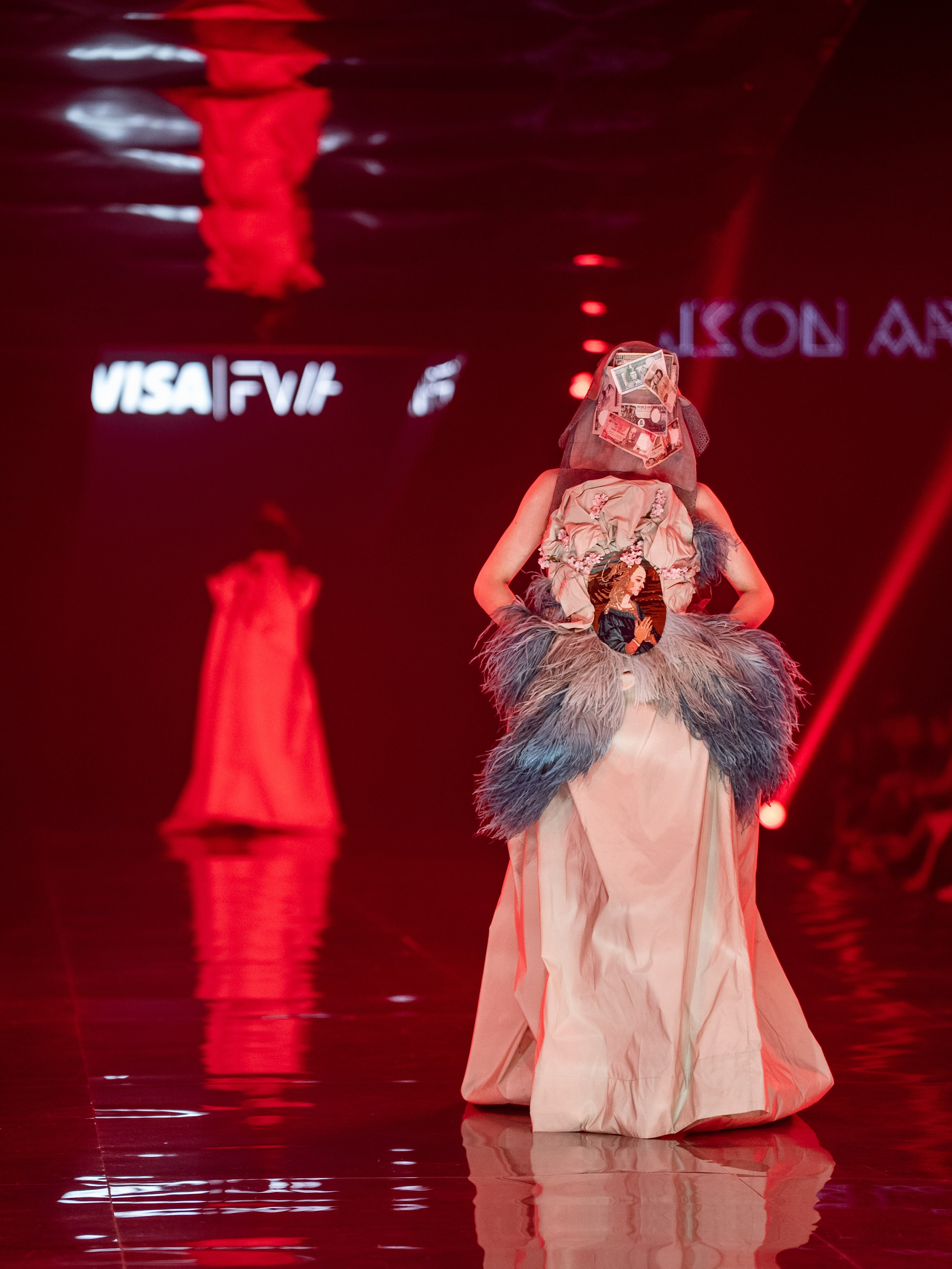 Visa Fashion week Maison Artc. Сайт Алматинского НЮ АРТ, будуар и фэшн фотографа Дениса Карпенко