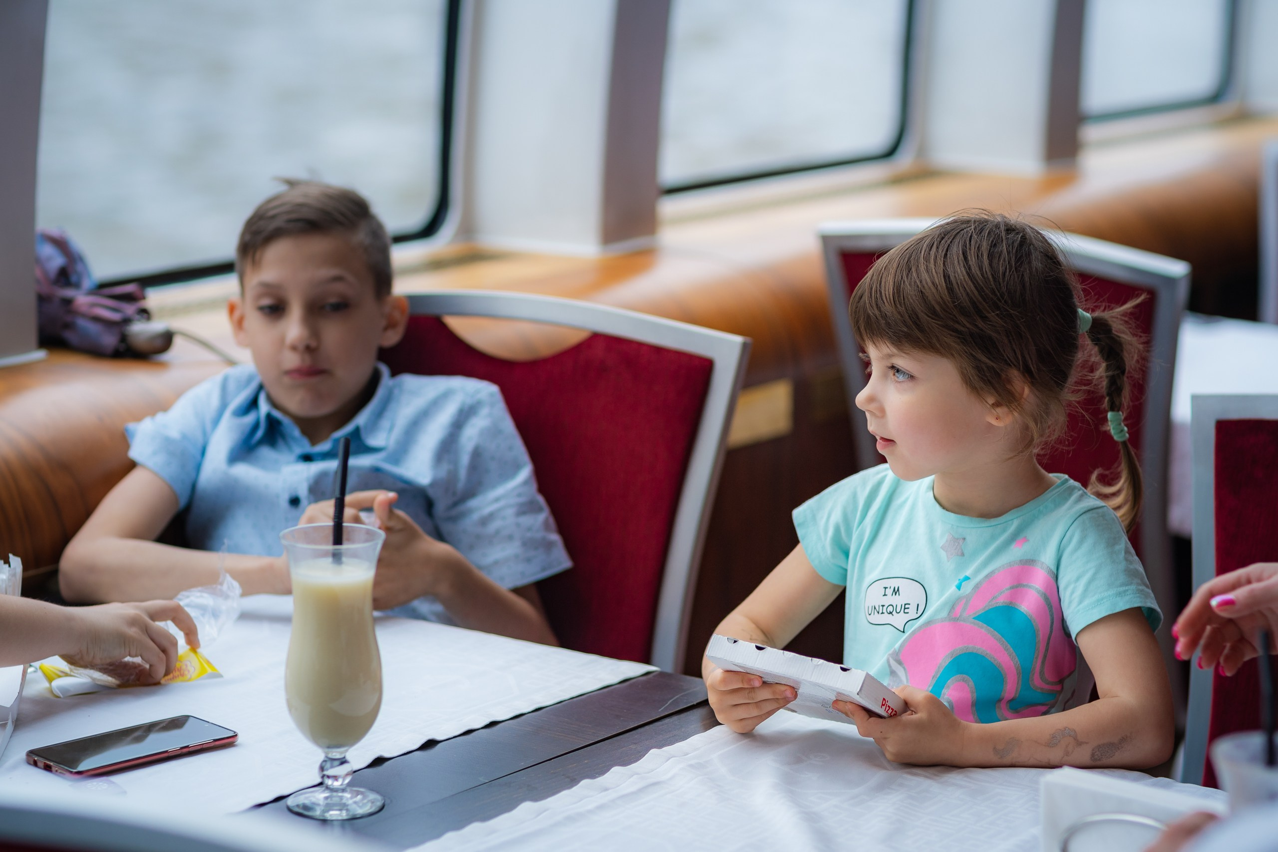 Выпускной на теплоходе. 4 класс