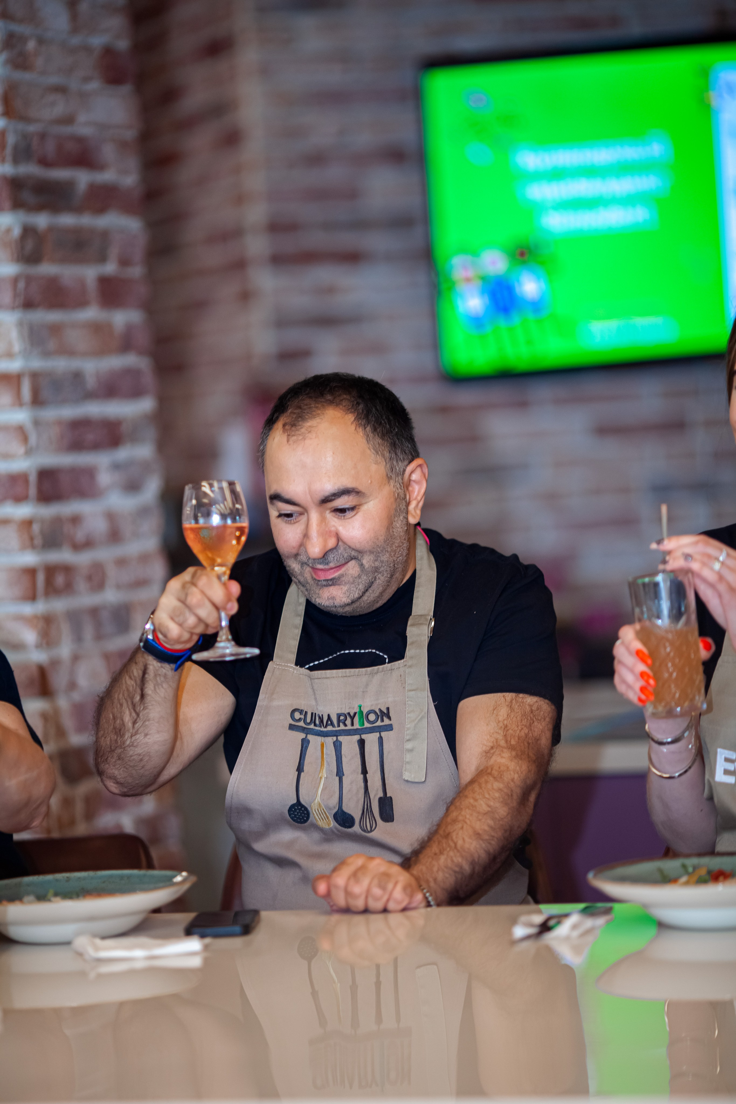 SimoDent — корпоратив. Двойняшки-фотографы Анна и Анастасия в Санкт-Петербурге