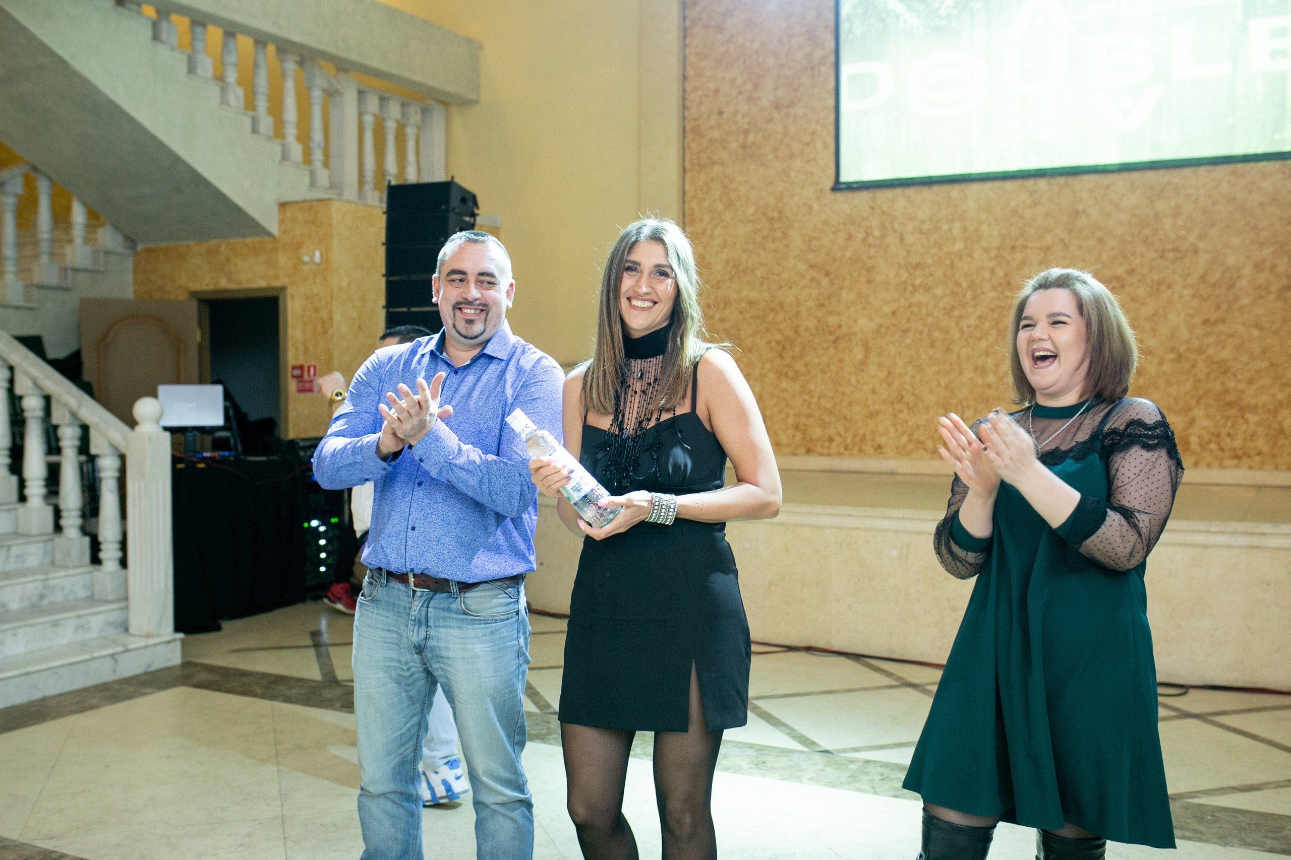 Корпоратив Царский двор. Фотограф в Новосибирске Ася Зверева