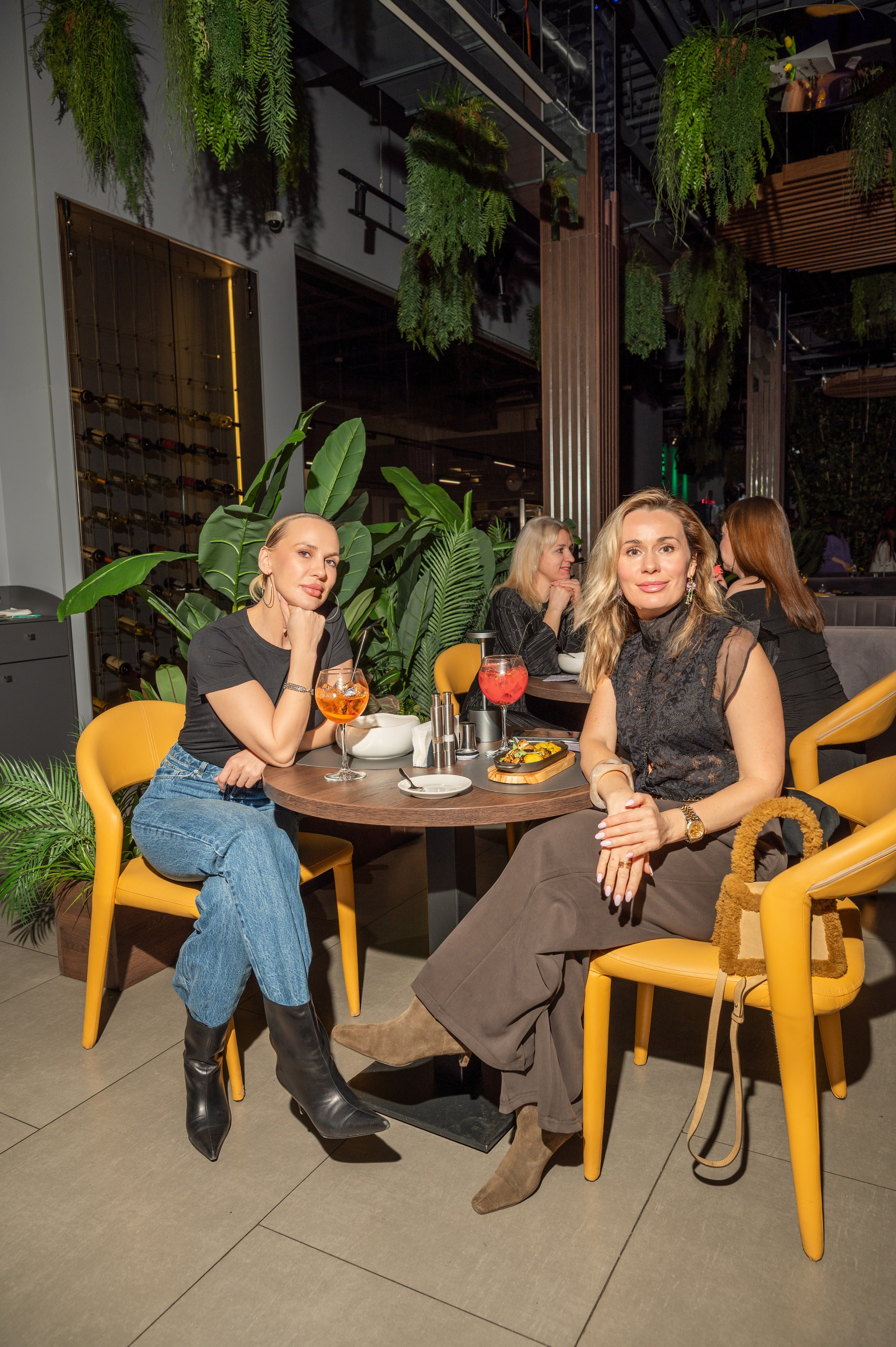 Празднование 8 марта. Фотограф Лобанов Антон, г. Москва