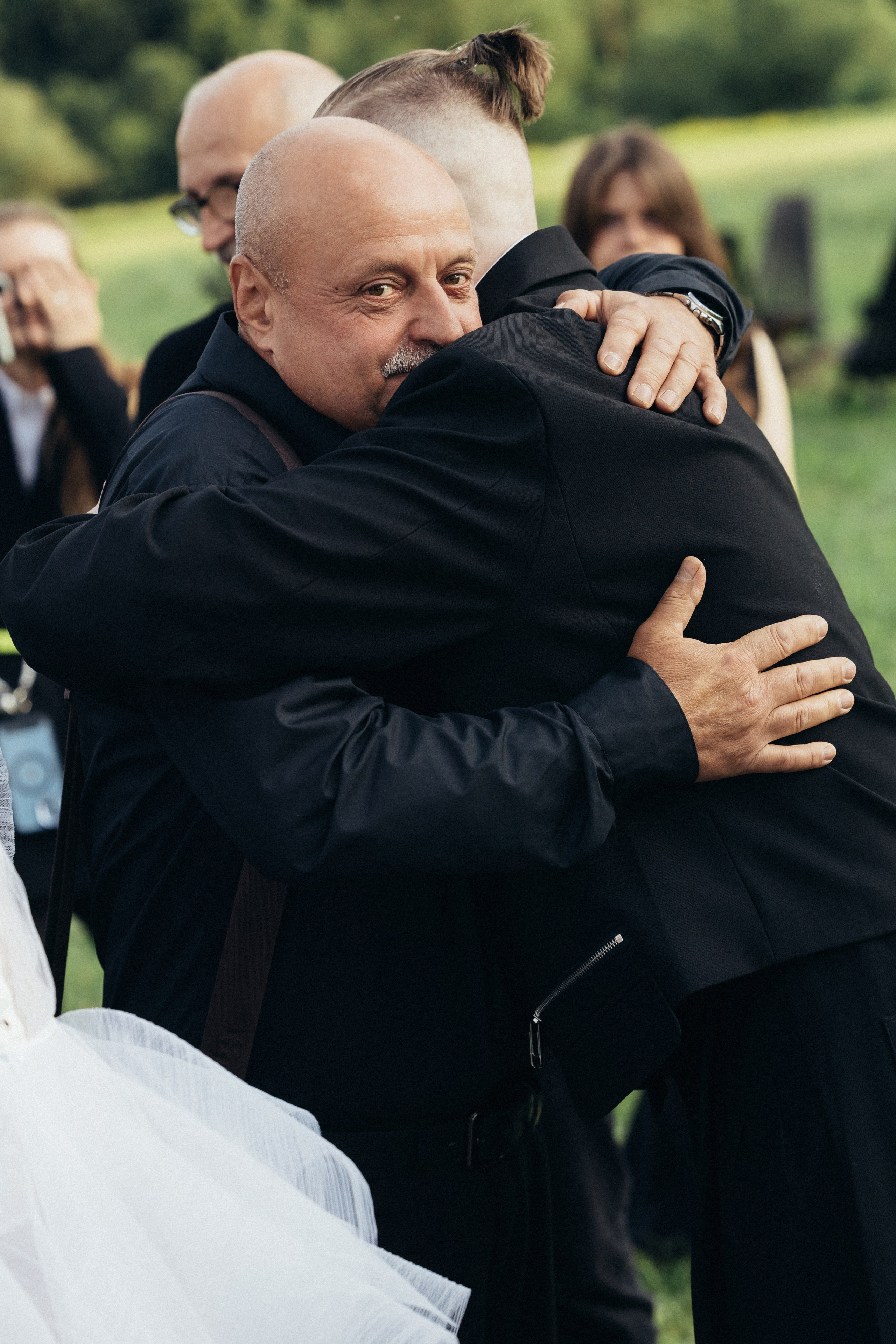 @avtors.agency. Свадебный и репортажный фотограф в Москве Владимир Сергеев | Naysaikolo