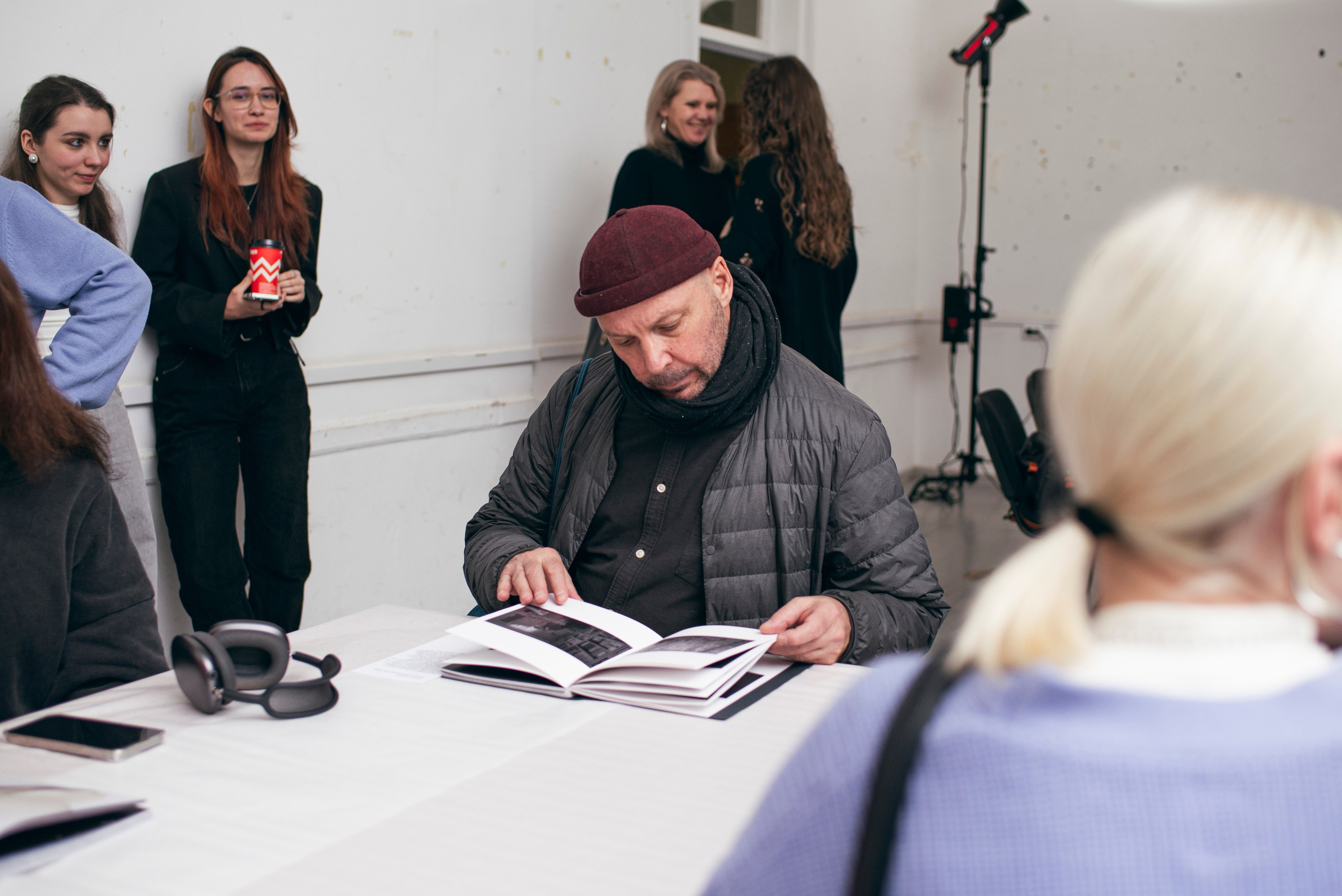 Вечер фото книг в Школе Дизайна. Фотограф в Москве Алейникова Евгения