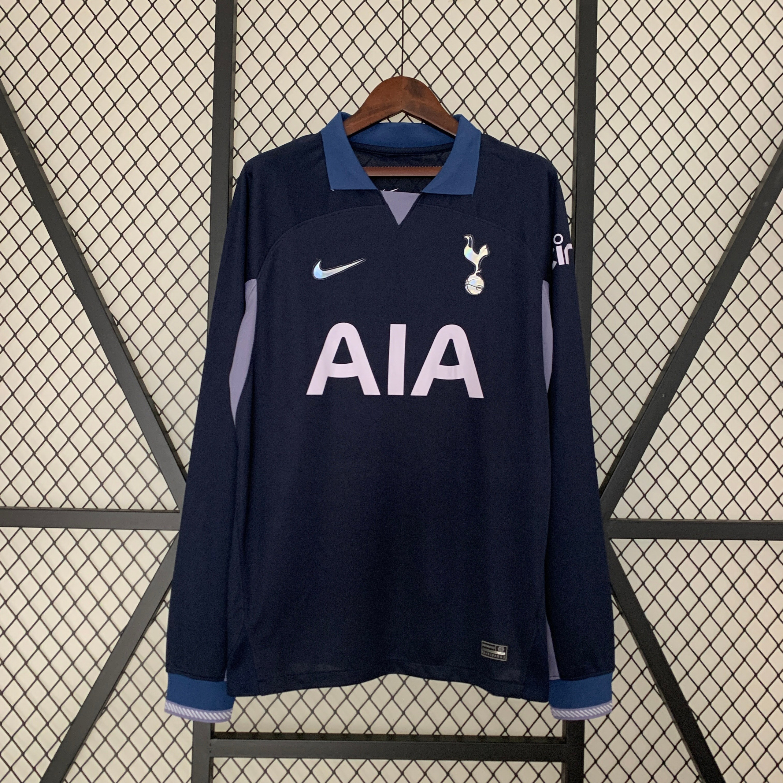 Футболка с длинным рукавом Tottenham 2023-2024 купить. Футбольный магазин — ssw_magazin