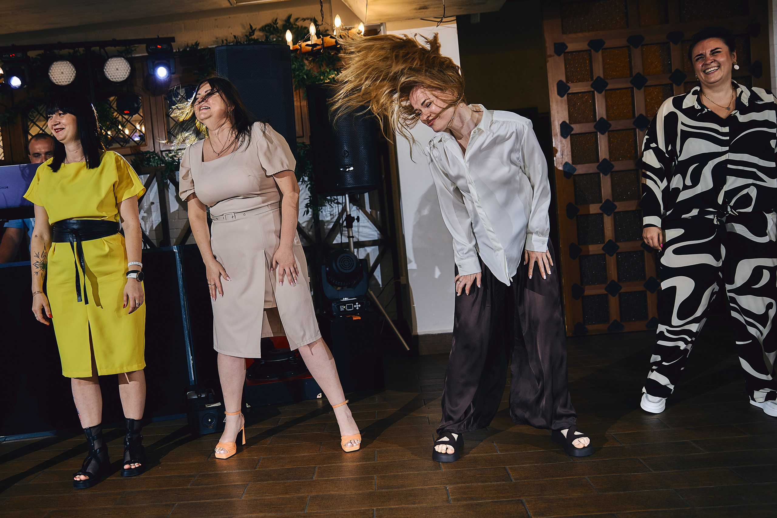 Стас и Дарья свадьба в Пикколо Аморе. Свадебный, контент фотограф в Кемерово Любовь Гальцова