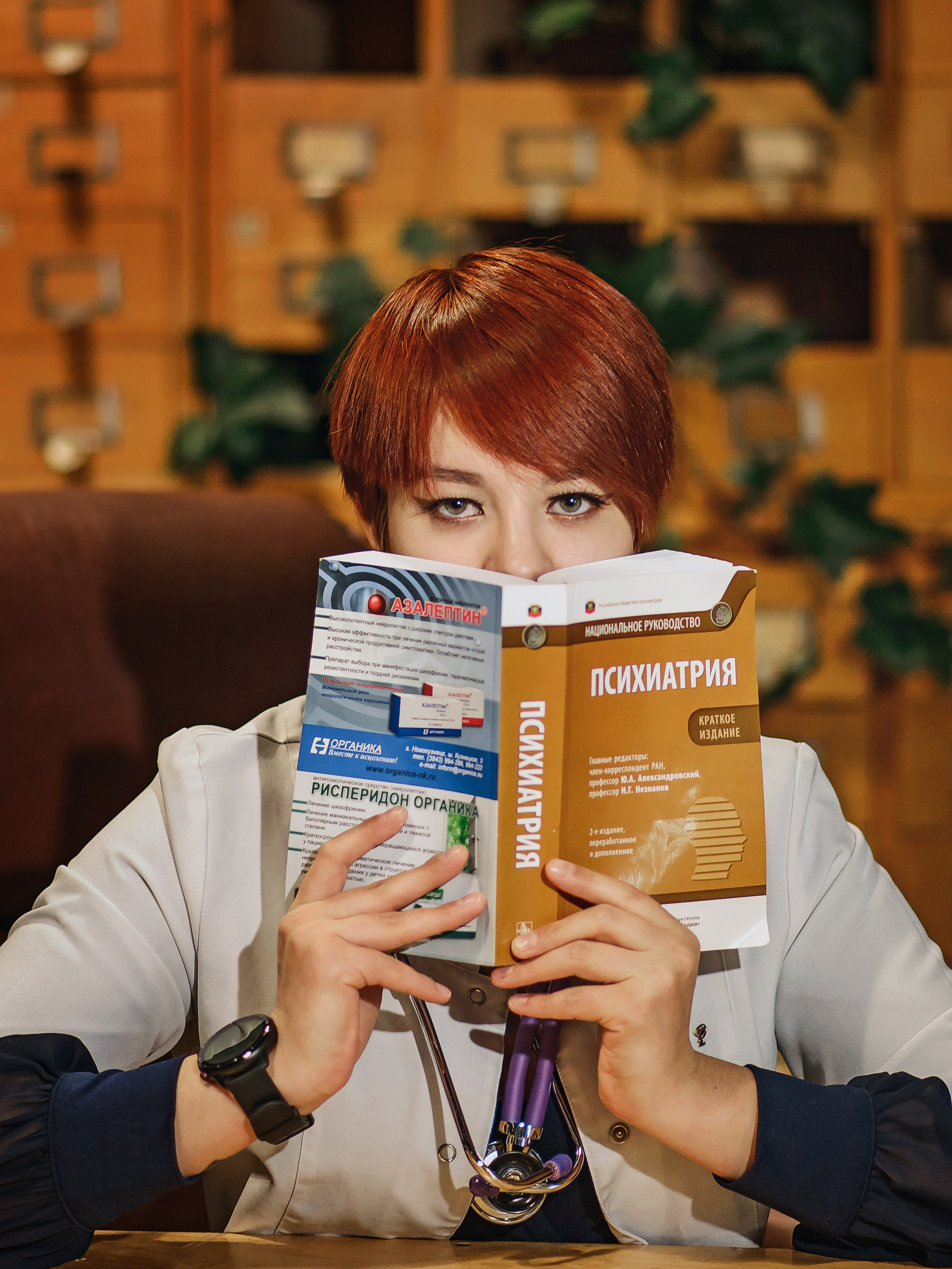 Бизнес-портрет, коллективы, профессии. Выпускные альбомы. Предметная и контент съёмка. Фотостудия Klass