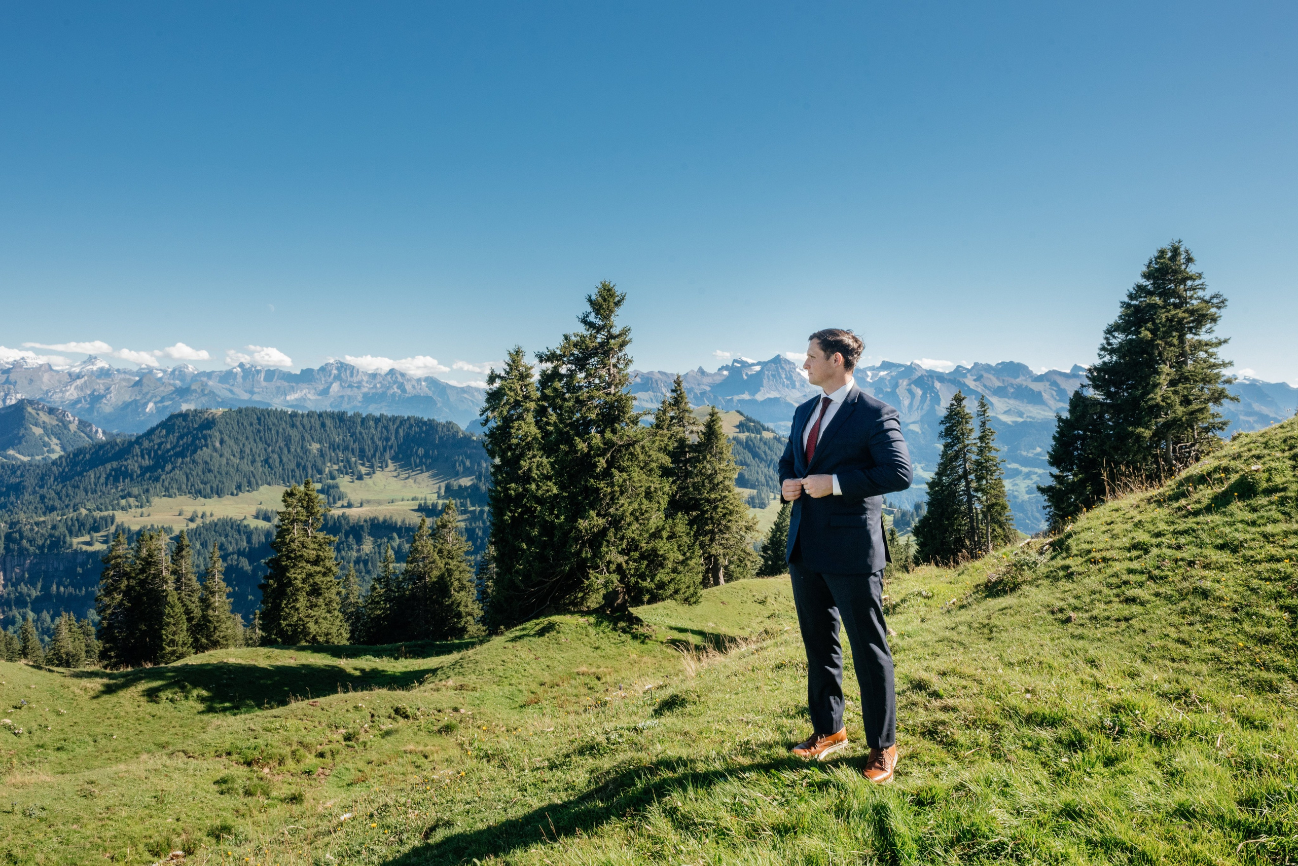Elizabeth & Mitchell (Lucerne). Photographer in Interlaken area