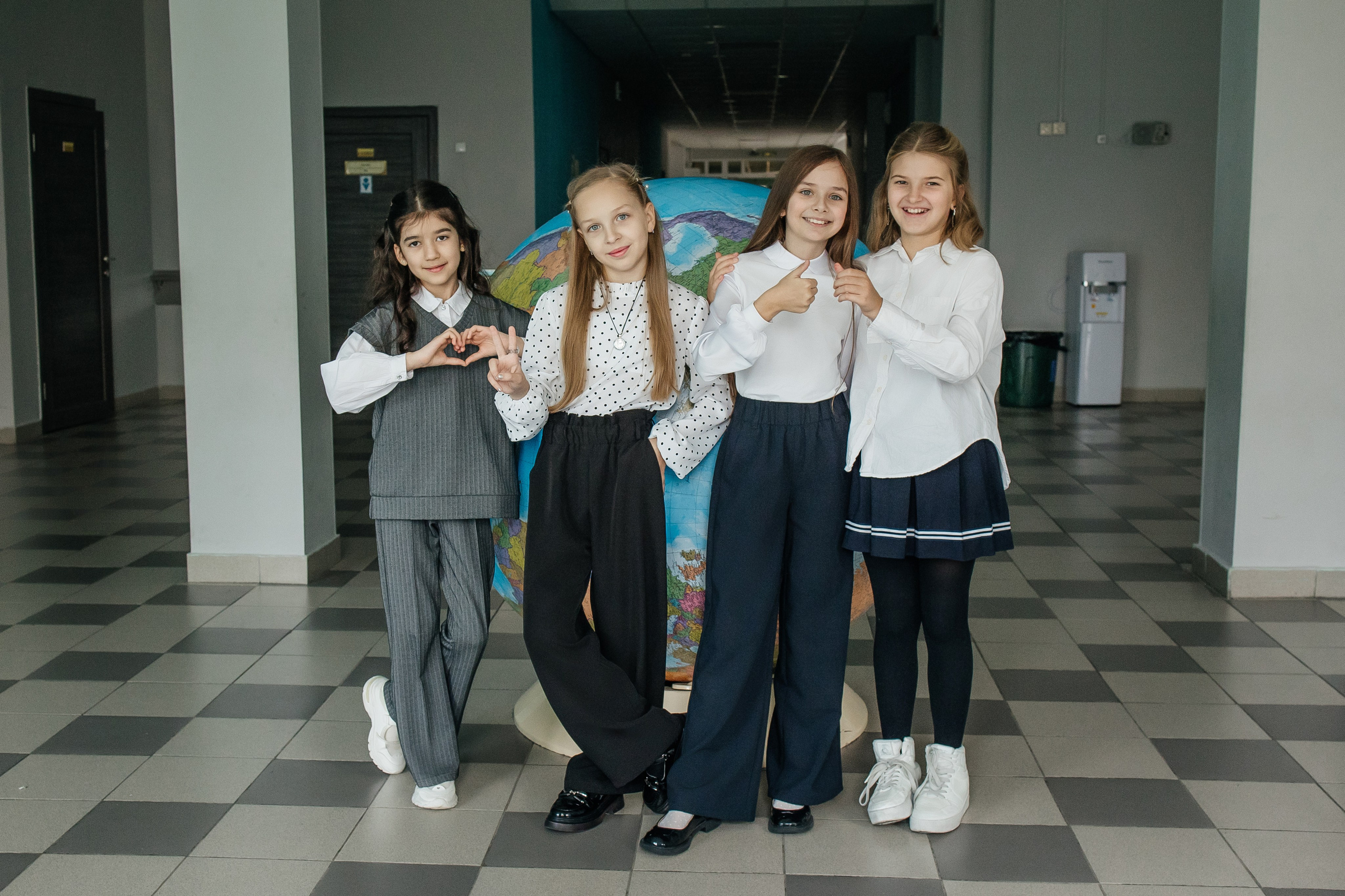 4й Класс. Школа 2070. Семейный фотограф в Москве Наталья Чуб, заказать Фотокнигу