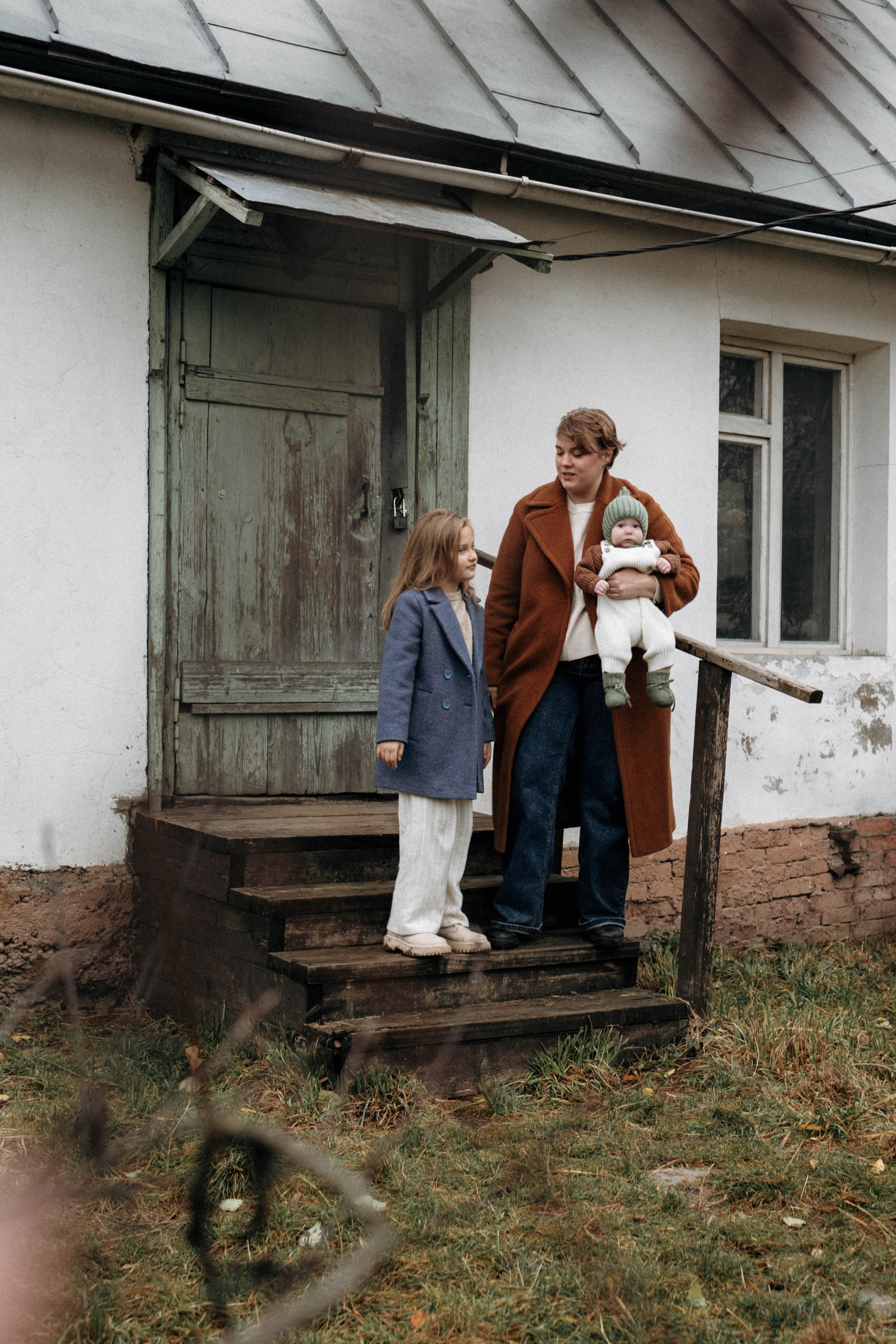 Прогулка мамы с детьми в Коломенском. Семейный и детский фотограф в Москве Маргарита Сереброва