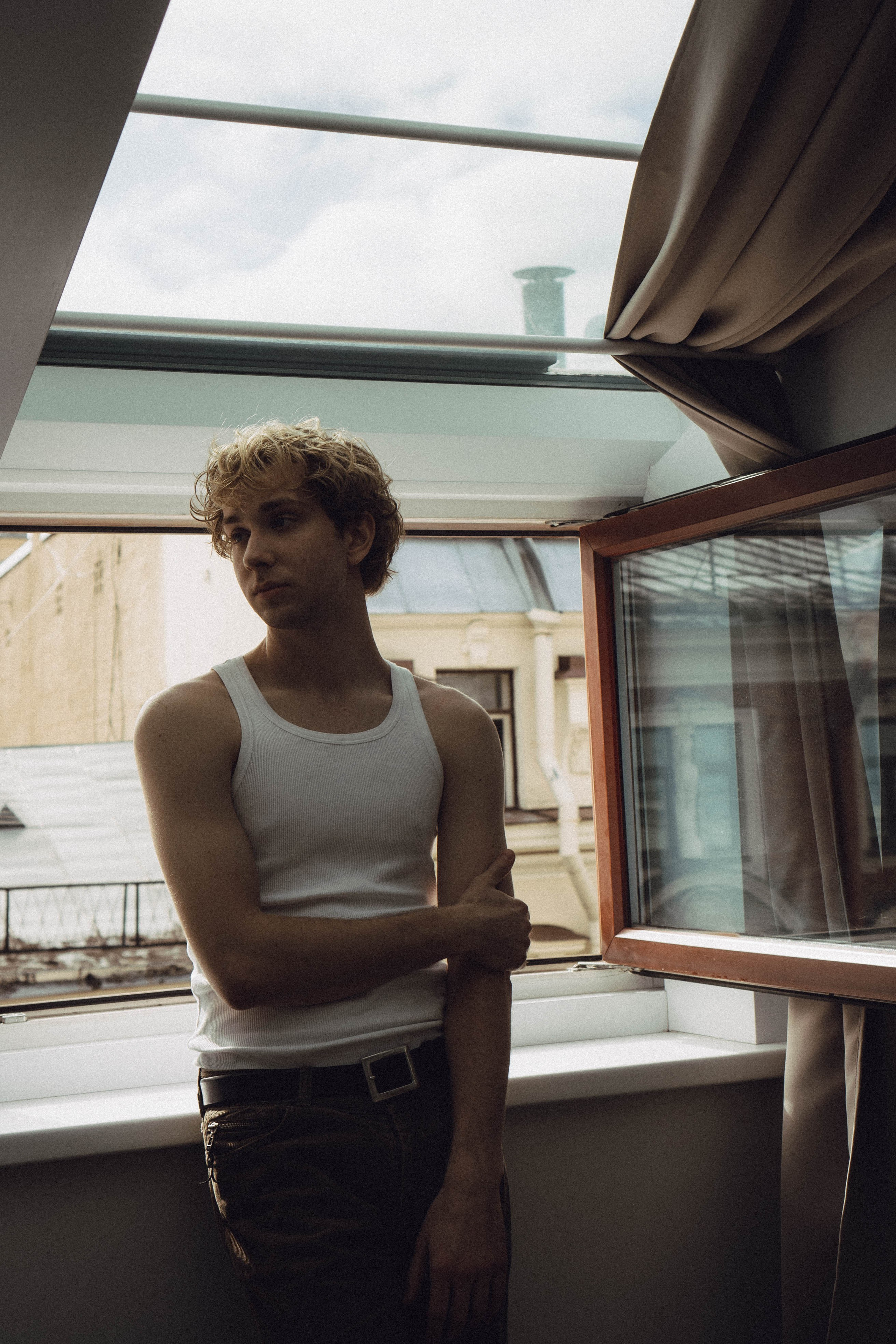 СВАДЕБНАЯ СЬЕМКА В ОТЕЛЕ. СБОРЫ ЖЕНИХА И НЕВЕСТЫ И ТАКЖЕ ТОР И ПОДГОТОВКА К ПРОГУЛКЕ. Профессиональный фотограф, Санкт-Петербург — Виктория Богомолова