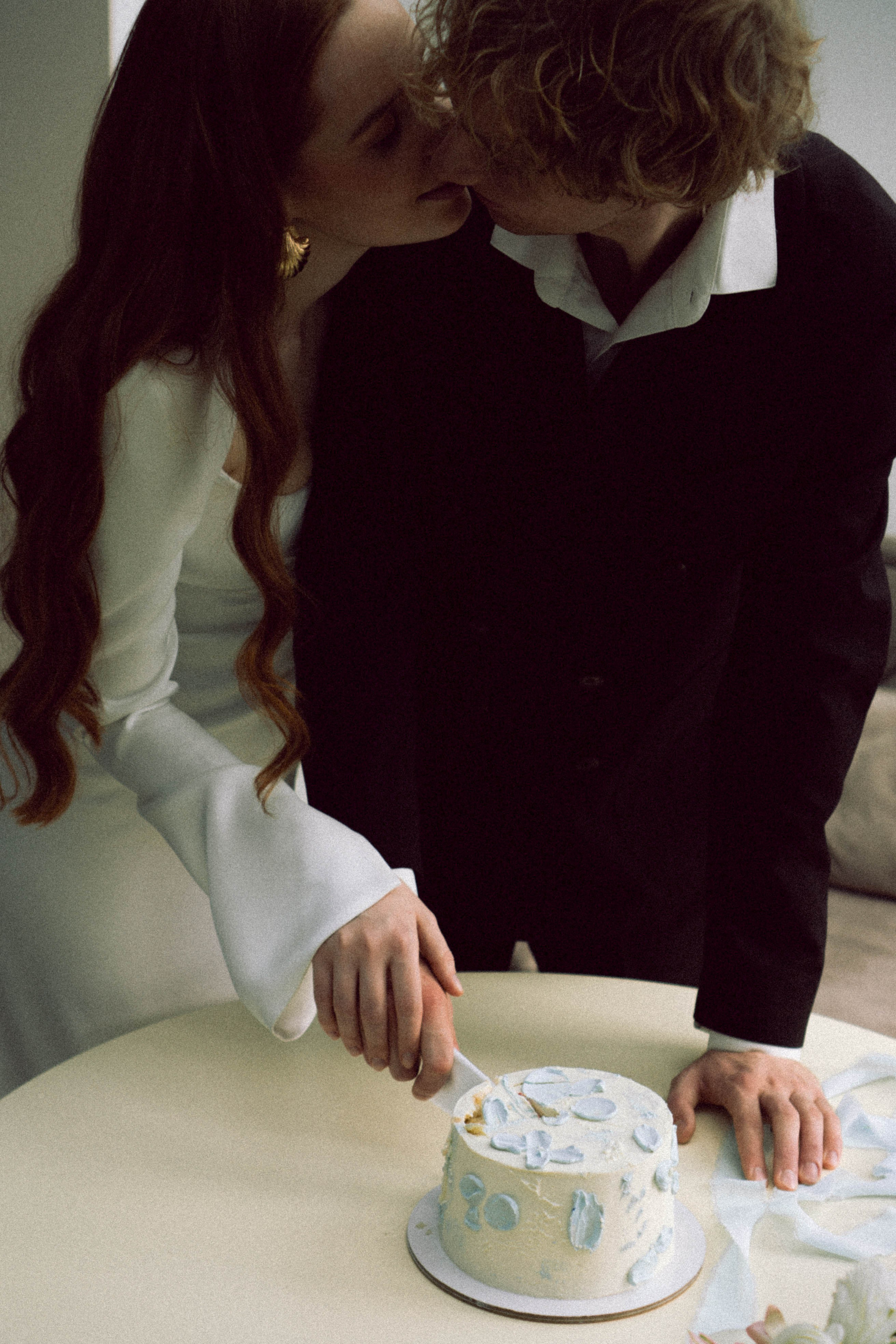 СВАДЕБНАЯ СЬЕМКА В ОТЕЛЕ. СБОРЫ ЖЕНИХА И НЕВЕСТЫ И ТАКЖЕ ТОР И ПОДГОТОВКА К ПРОГУЛКЕ. Профессиональный фотограф, Санкт-Петербург — Виктория Богомолова