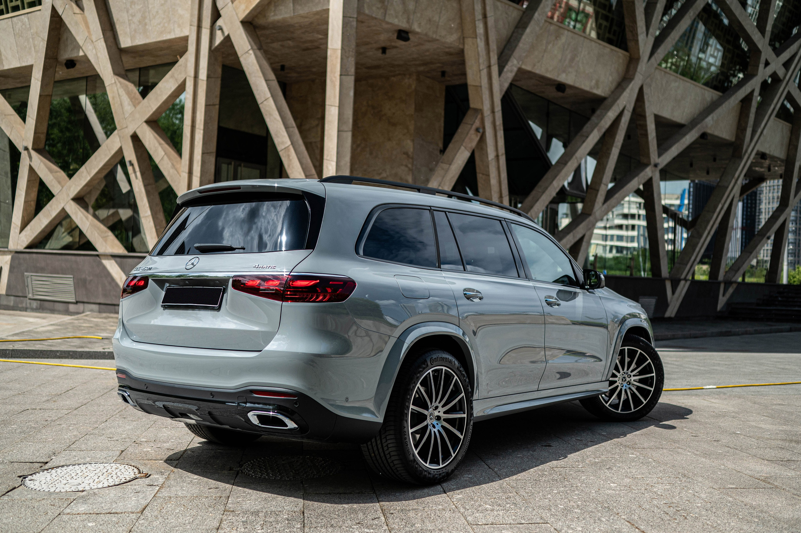 MB GLS 450d 2024. Автомобильный фотограф в Москве — Сидоров Дмитрий