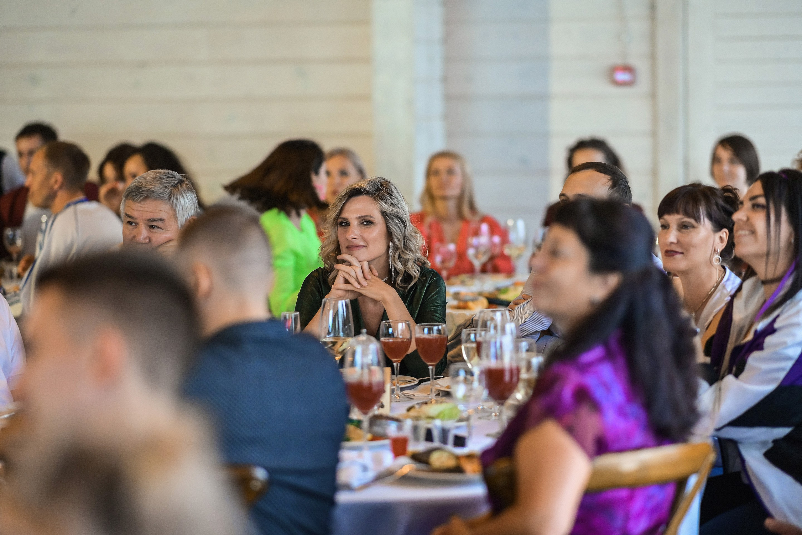 📸 Фоторепортажи с корпоративов и юбилеев в Красноярске | Примеры работ. 📸 Свадебный и семейный фотограф в Красноярске Тихомиров Евгений | 17 лет опыта | 800+ свадеб