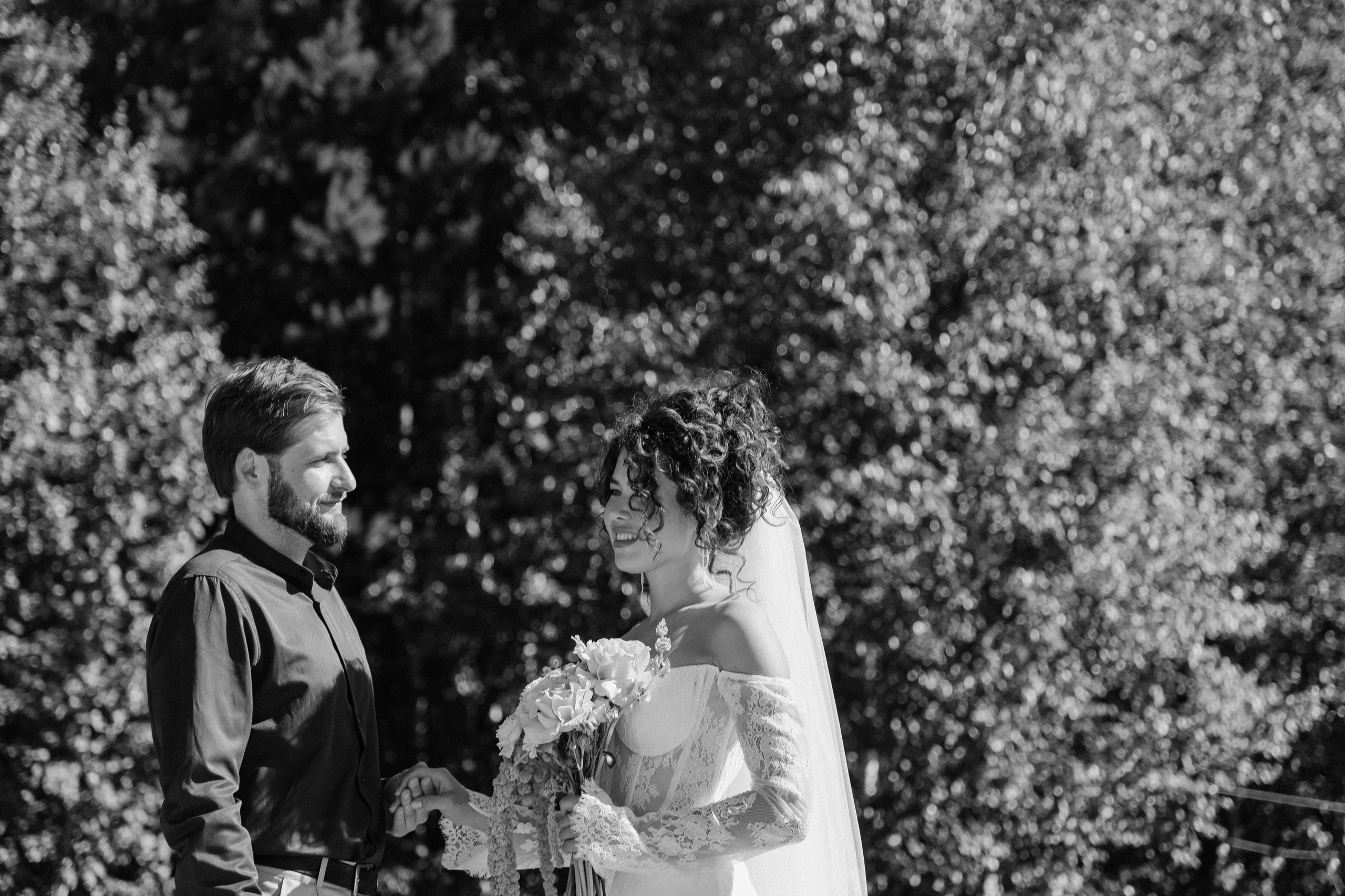 Плюс тридцать градусов на лужайке. Фотограф Андрей Куськало