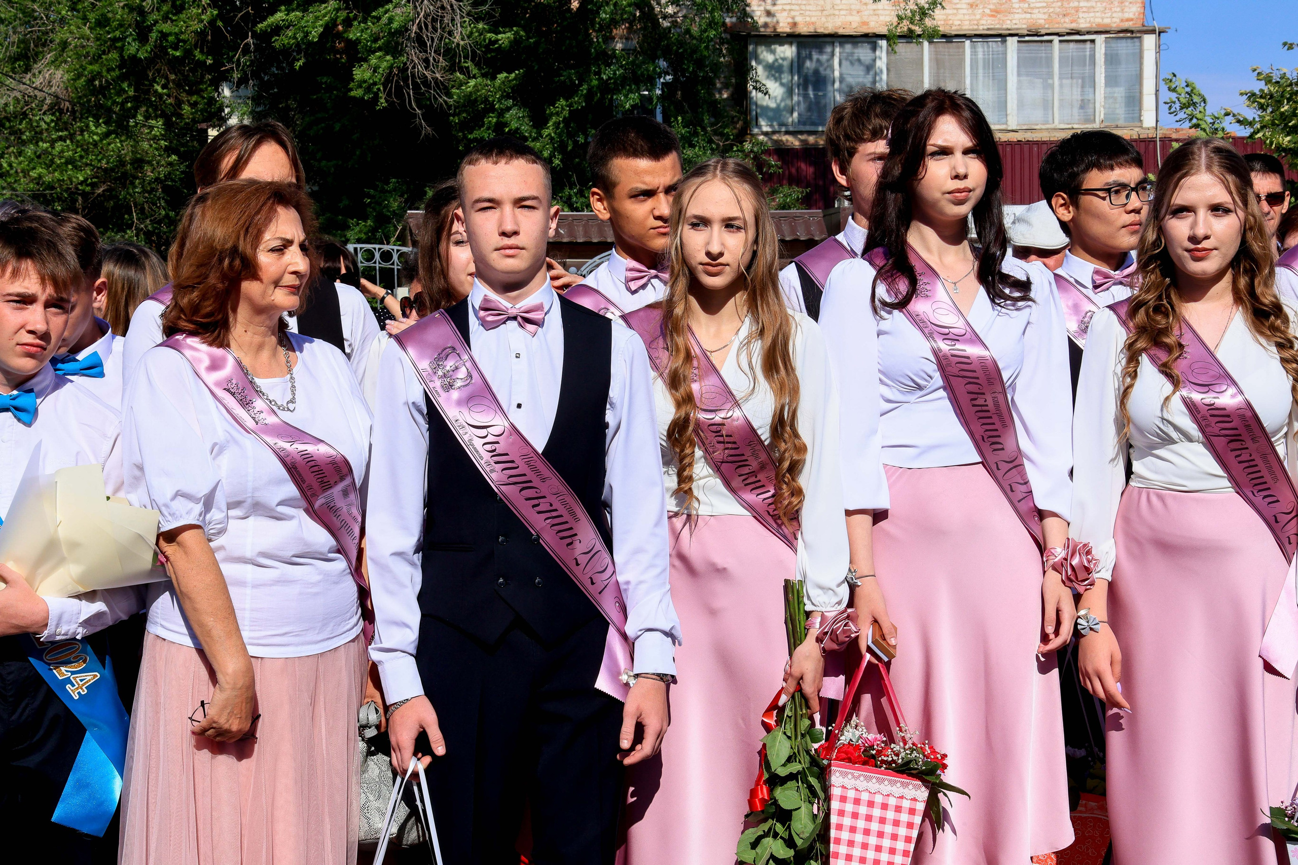 ШКОЛА ПОСЛЕДНИЙ ЗВОНОК. Свадебный фотограф — видеограф в г. Астрахань Екатерина Юмашева