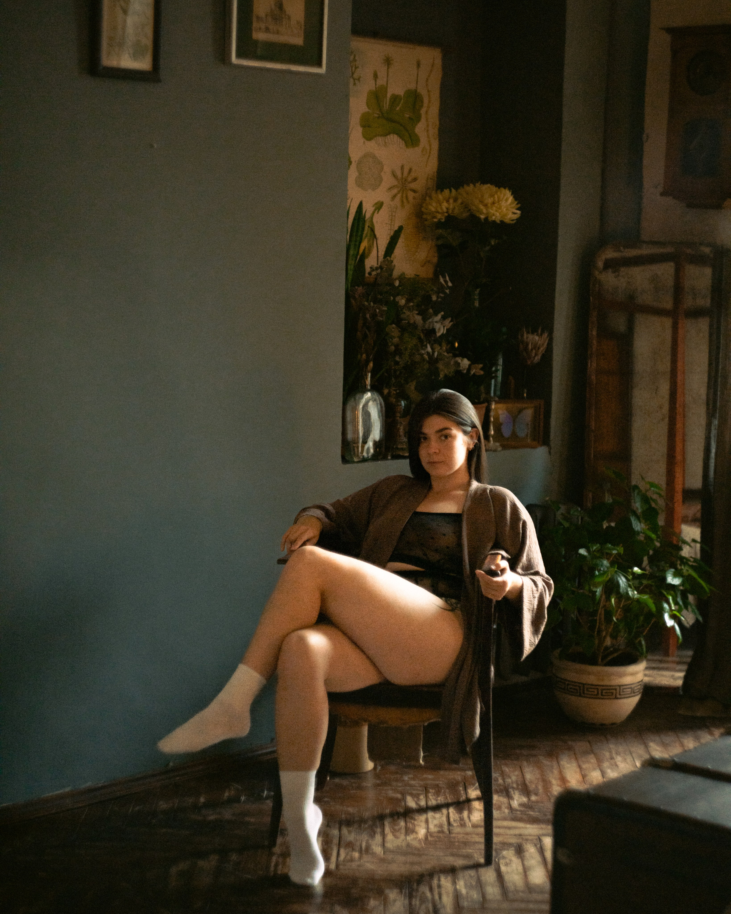 Girl’s photoshoot in real Saint Petersburg’s flat. Katya Che | Photographer | Beograd