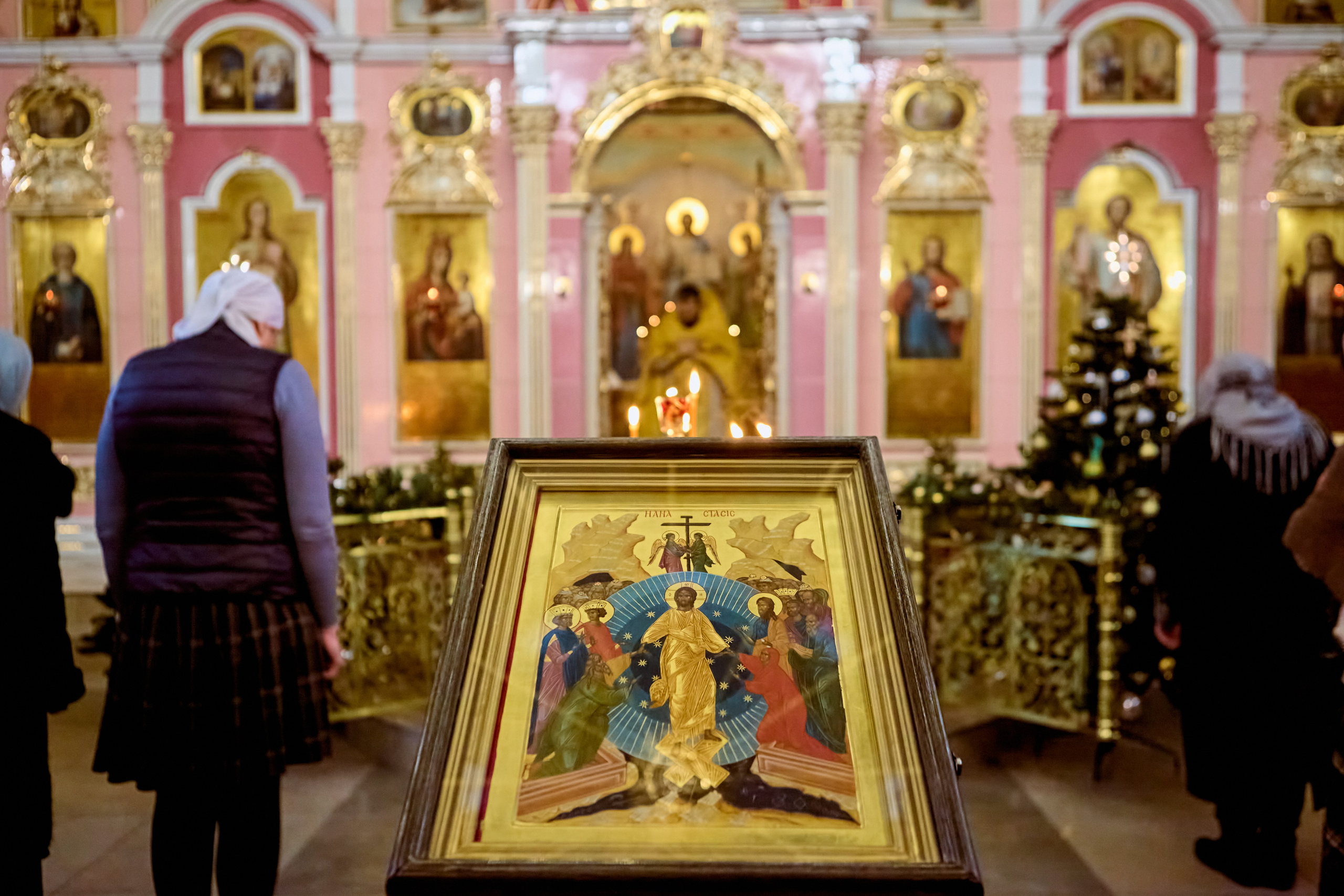 Фотографии во время богослужения