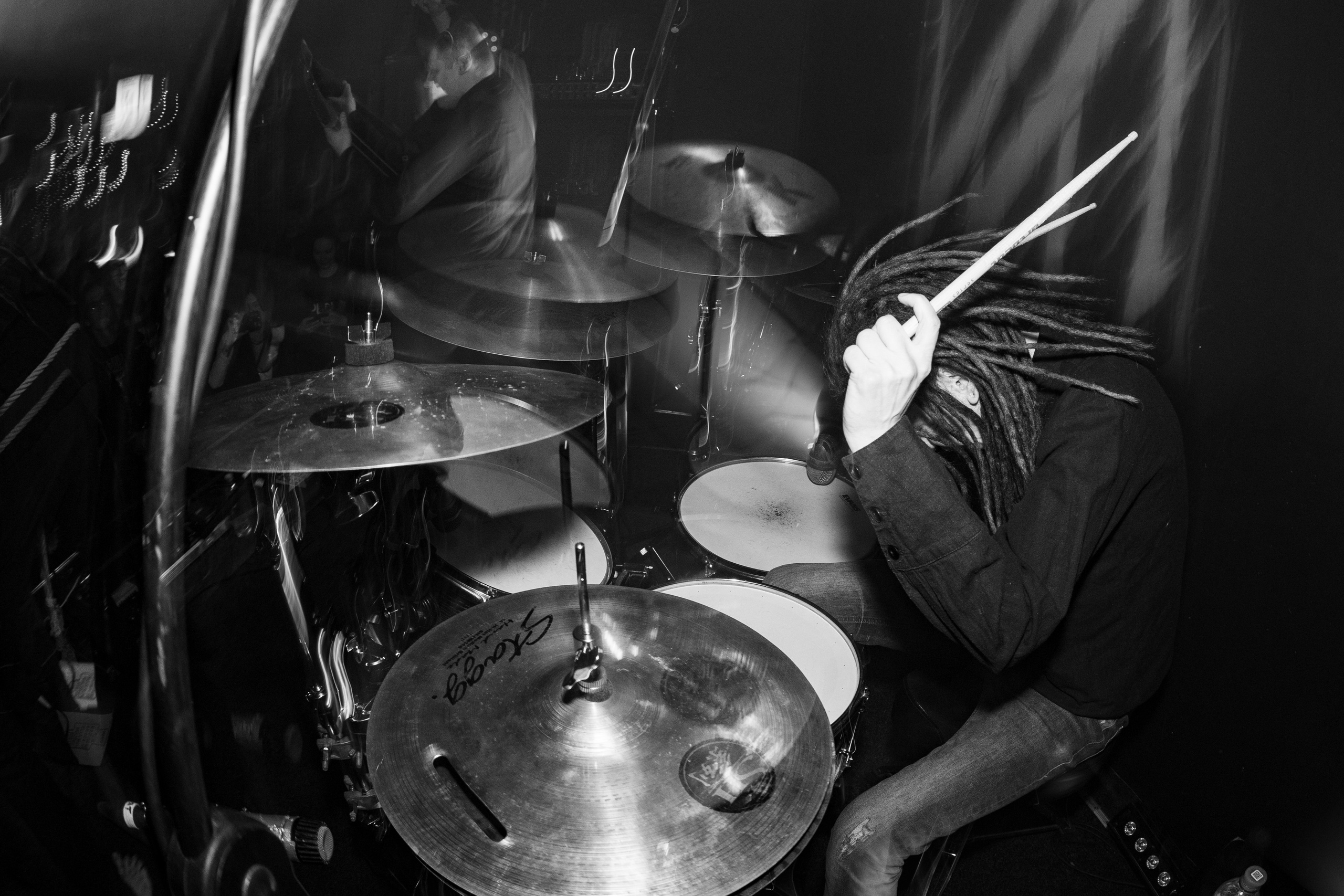 ИЛ • Minuala • Khlad|Цоколь 2.0. Концертный и репортажный фотограф в Санкт-Петербурге Слава Пахомов