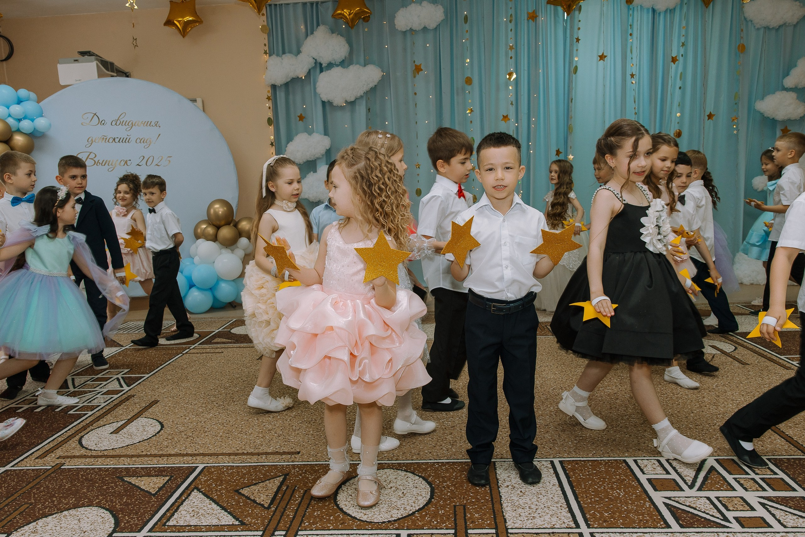 Выпускной в ДС -29. Выпускные альбомы Натальи Бутко: Новороссийск, Анапа, Геленджик