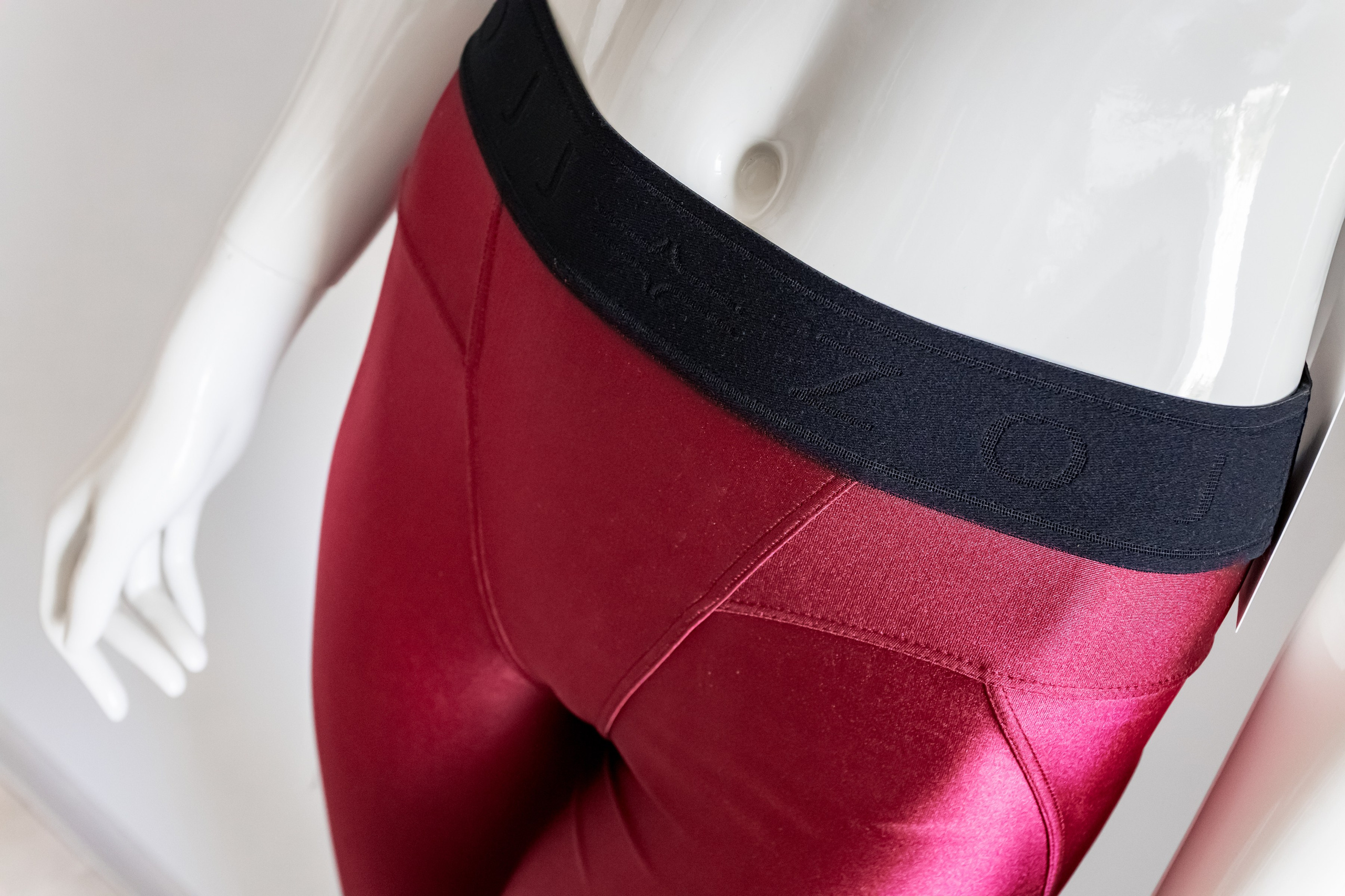 Интернет-магазин женской спортивной одежды Zojj. Интерьеры, Контент, Портреты | Фотограф в Москве Дани Терно