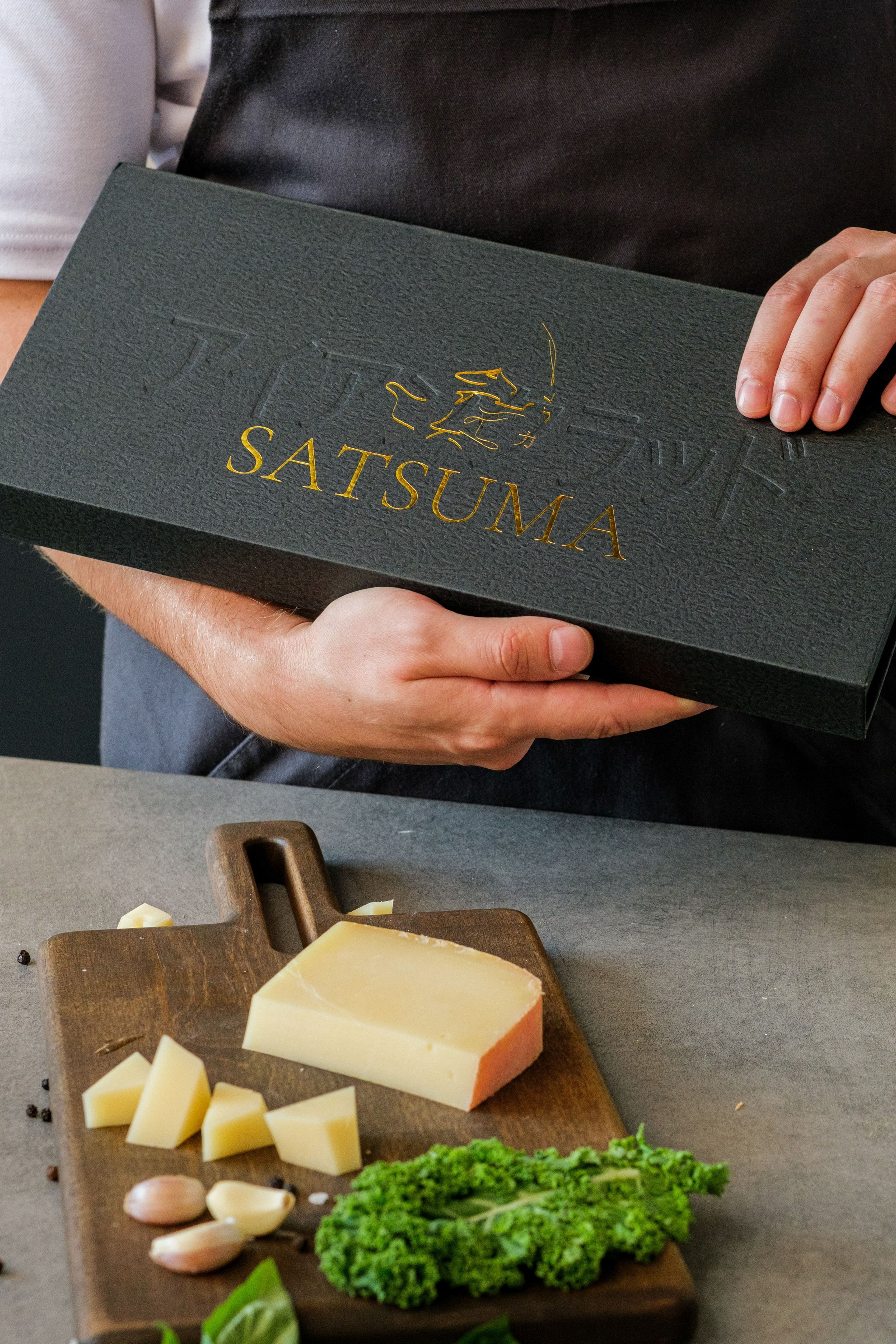 Съемка ножей для маркетплейсов в СПб. Фотосессия для маркетплейсов