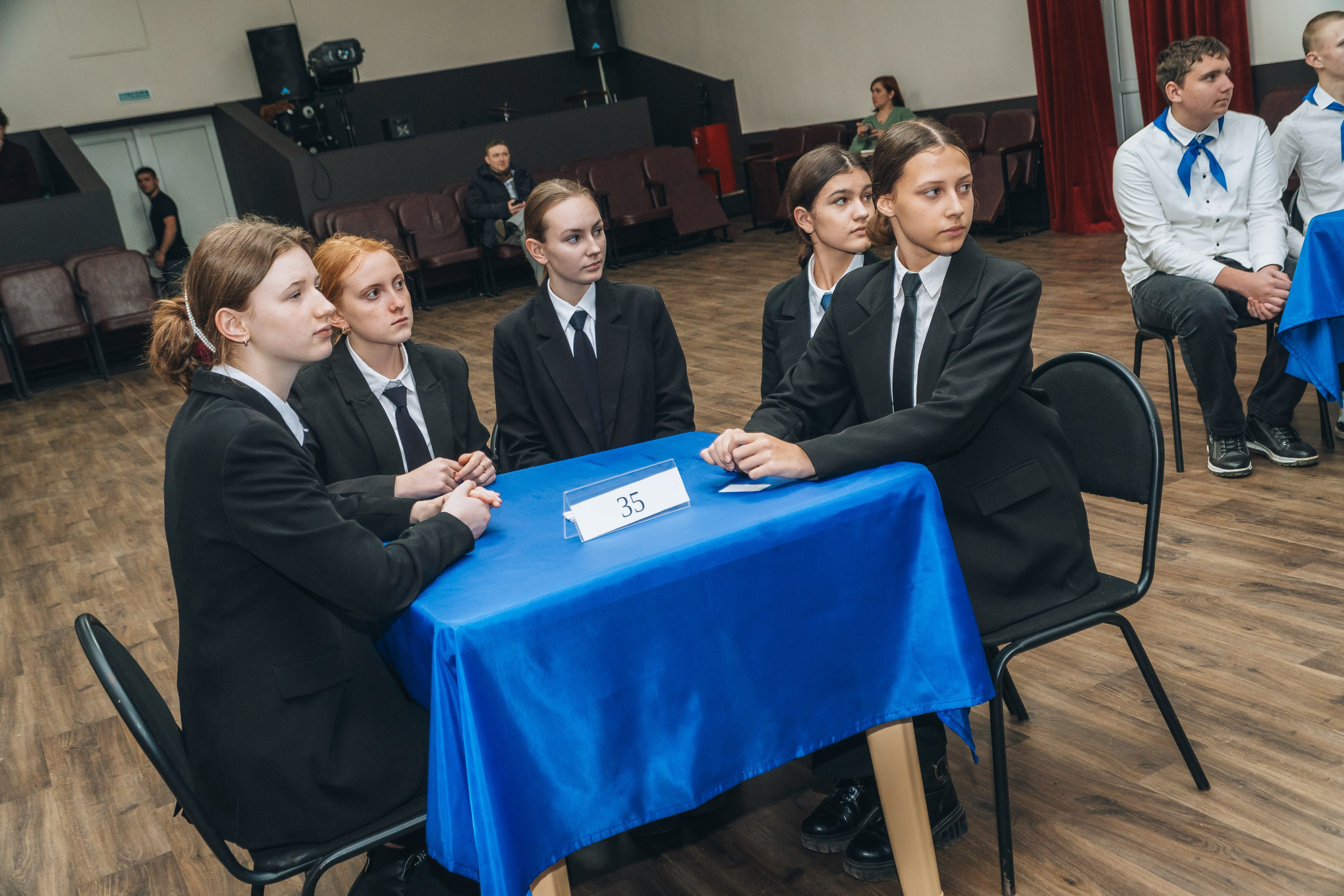 «Что? Где? Когда?». Новотитаровский Дом культуры