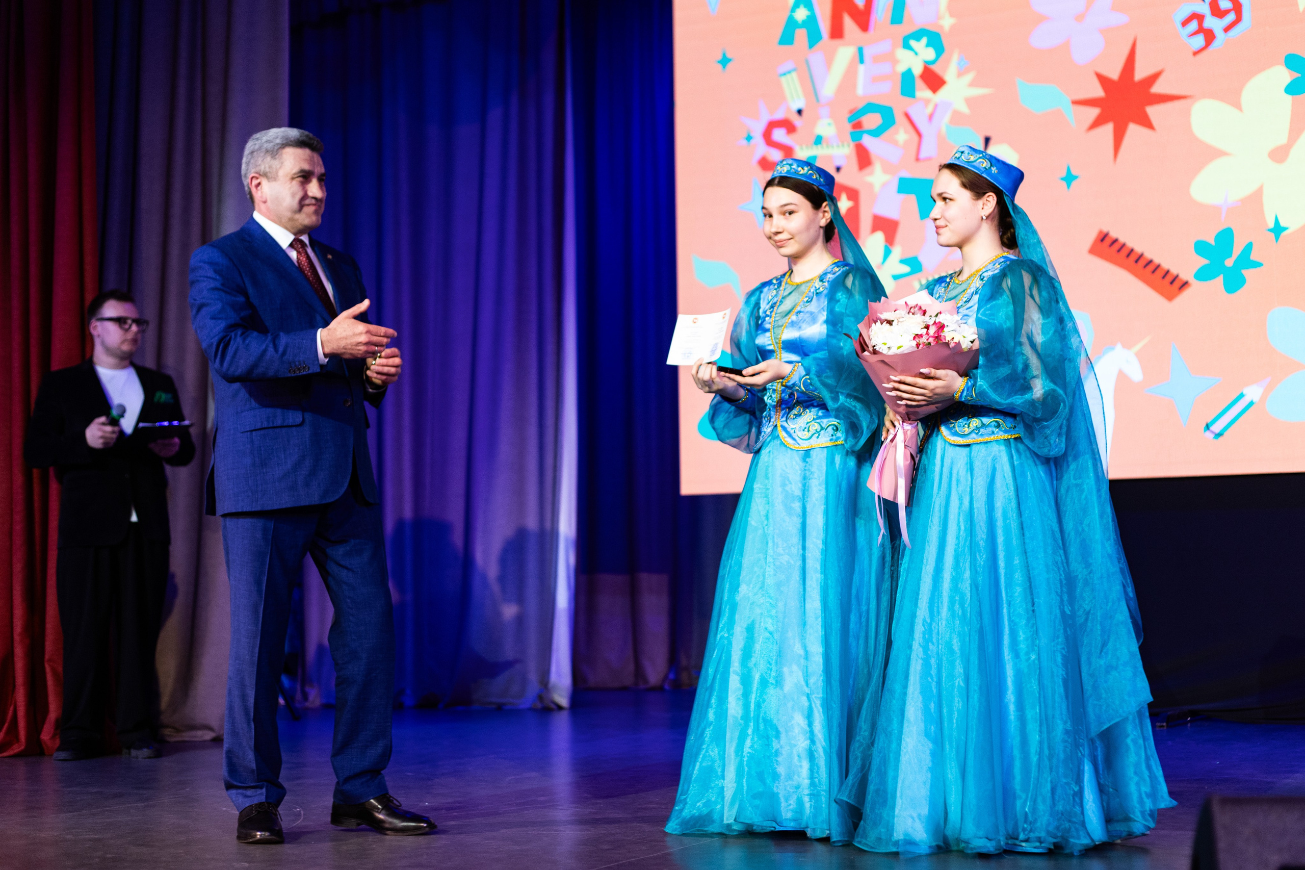 Юбилей школы № 39. Портретный и репортажный фотограф Елизавета Рудовская|Казань