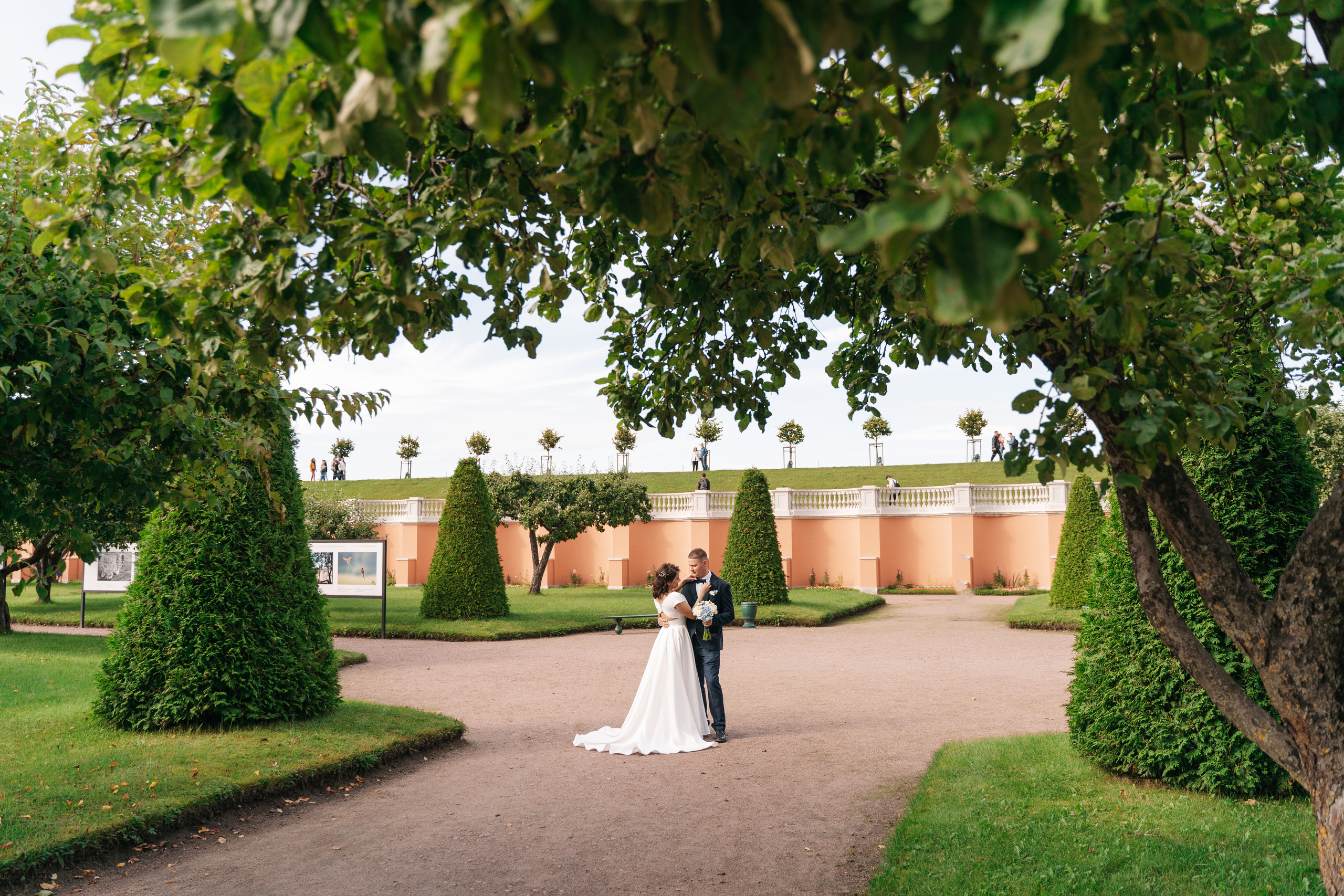 Свадьба в Петергофе. Свадебный фотограф — Наталья Фед СПб/Москва