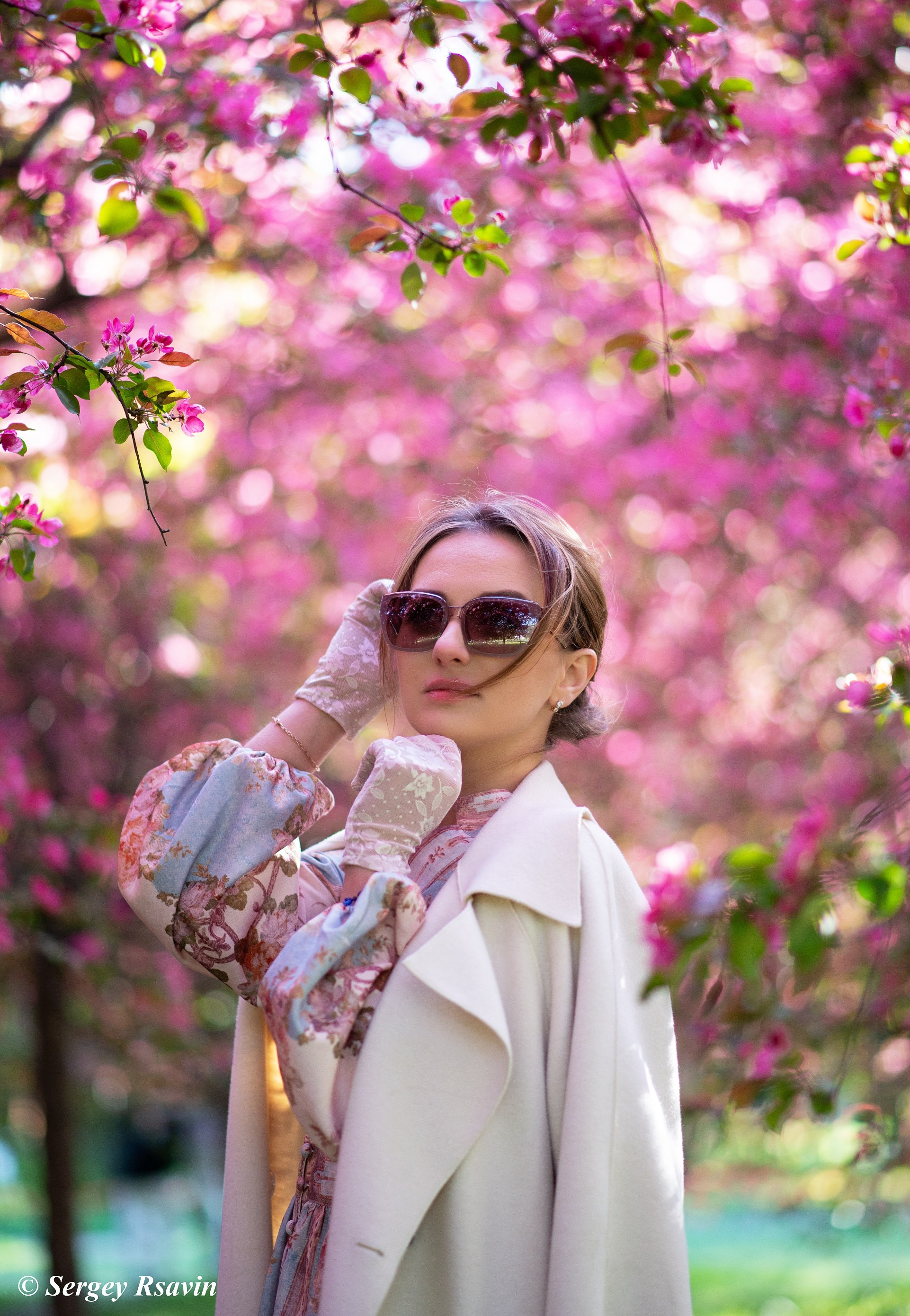 В яблоневом саду. Фотограф в Москве Сергей Рсавин