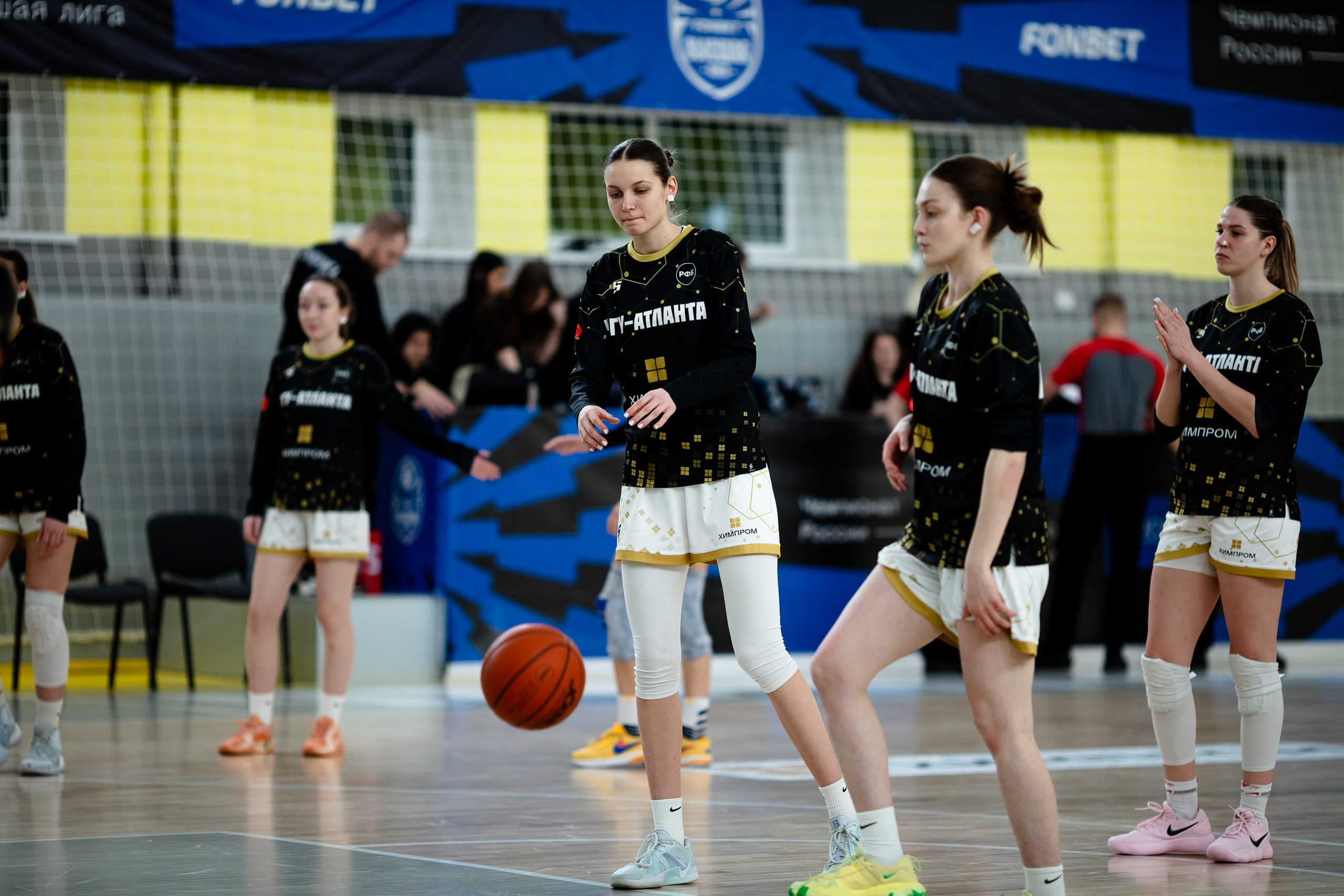 ЧГУ-Атланта — Динамо / 1 игра. Фотография