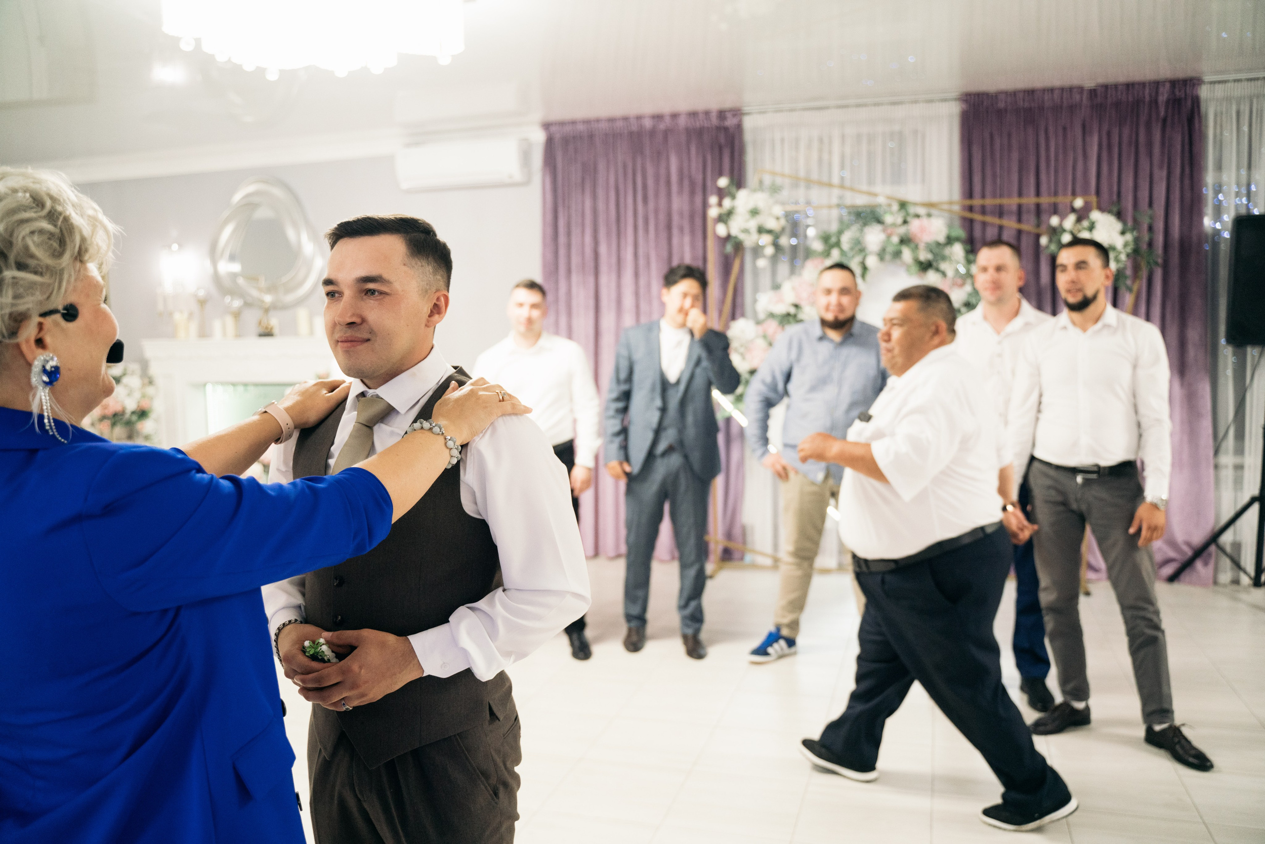 Ильнур и Динара. Свадебный день. Отбор. Кафе Ля делис. Семейный и свадебный фотограф Молодзяновская Елена